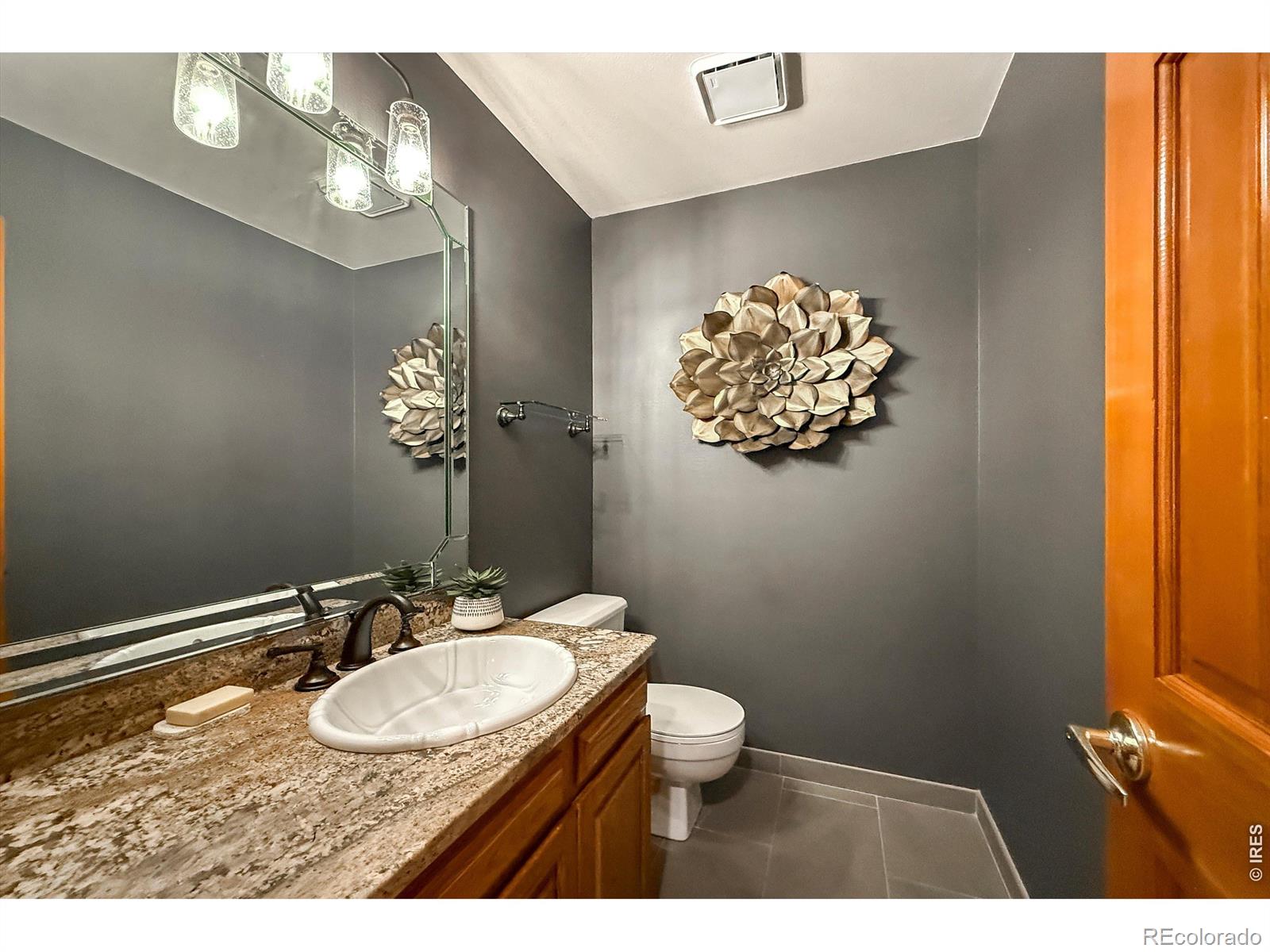 MLS Image #19 for 2010  emerald drive,longmont, Colorado