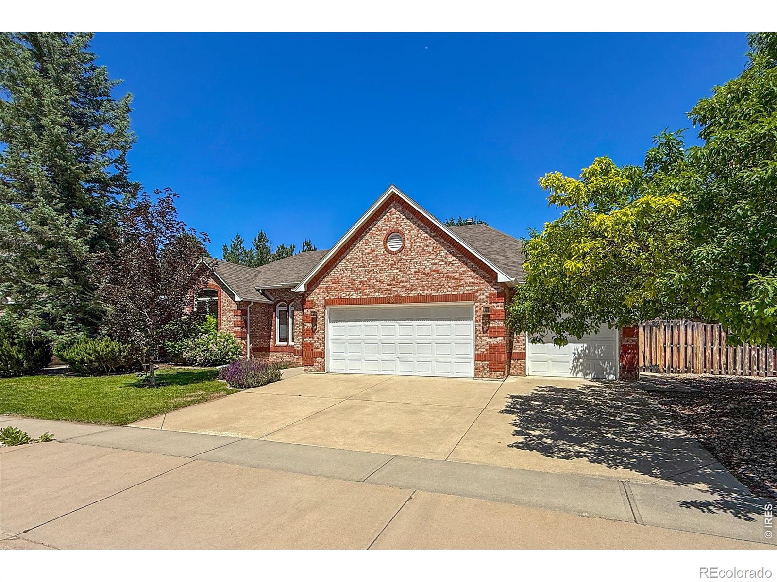 MLS Image #2 for 2010  emerald drive,longmont, Colorado
