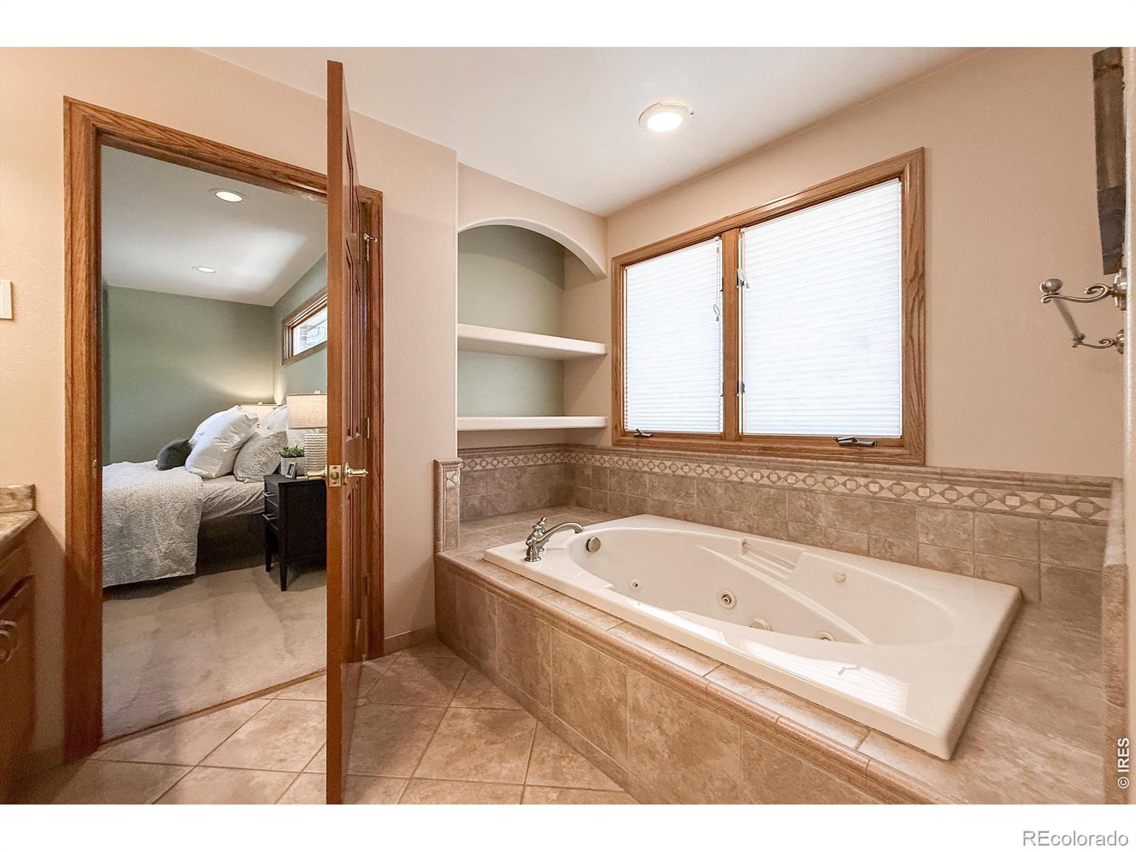 MLS Image #24 for 2010  emerald drive,longmont, Colorado