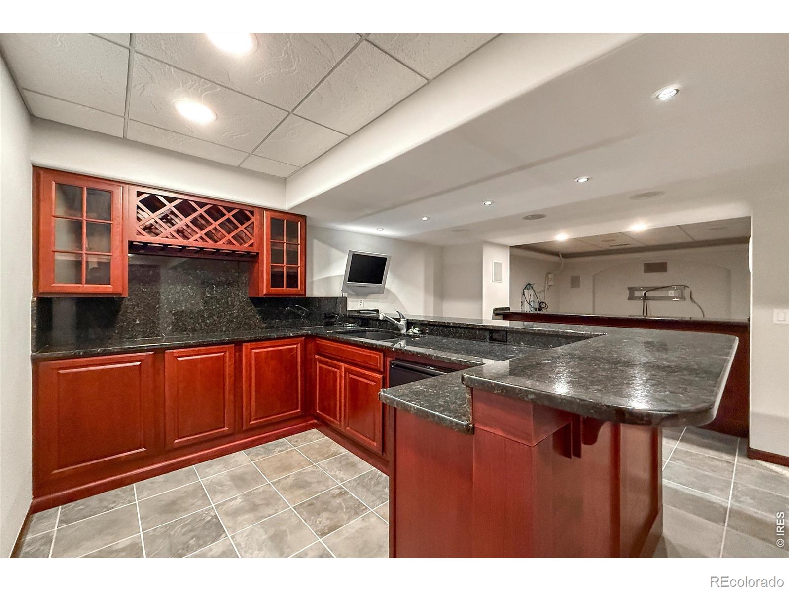 MLS Image #36 for 2010  emerald drive,longmont, Colorado