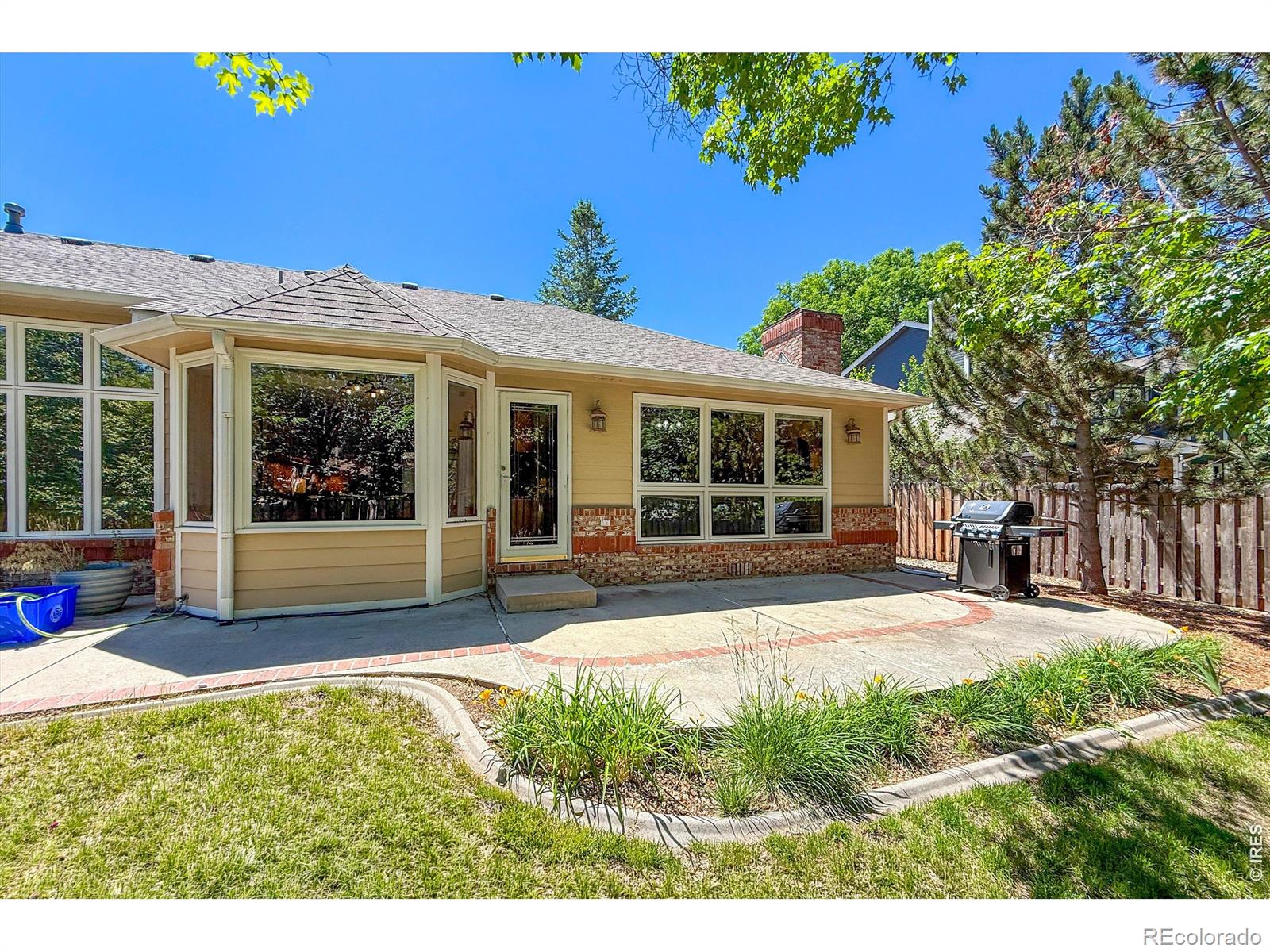 MLS Image #44 for 2010  emerald drive,longmont, Colorado