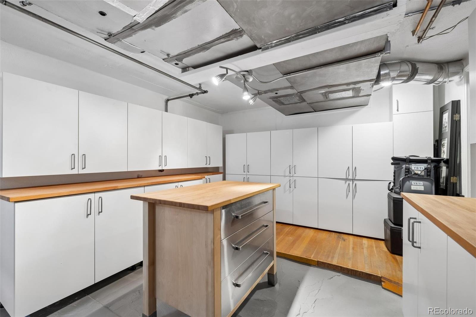 MLS Image #35 for 1124  holly street,denver, Colorado