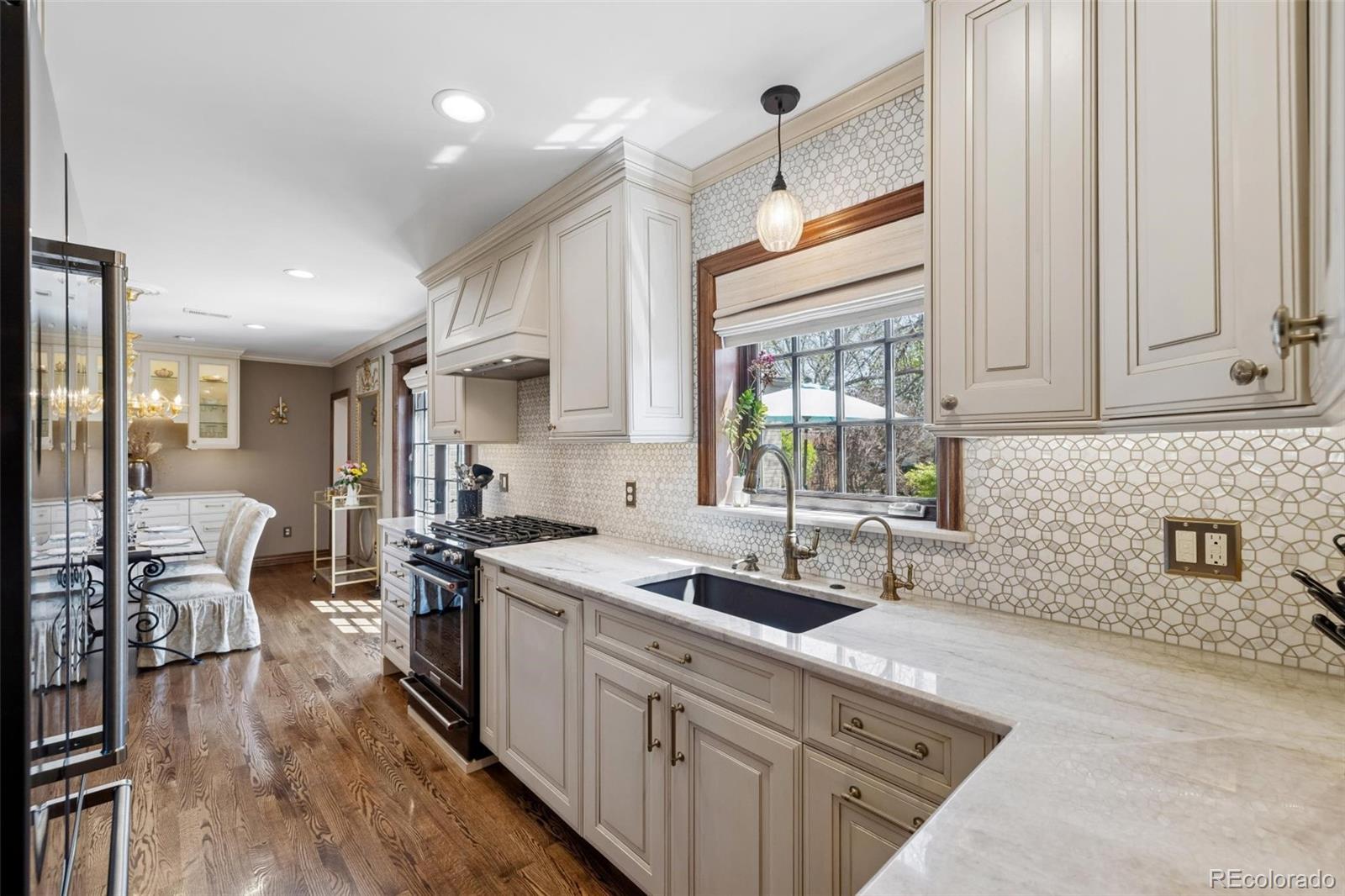 MLS Image #8 for 1124  holly street,denver, Colorado