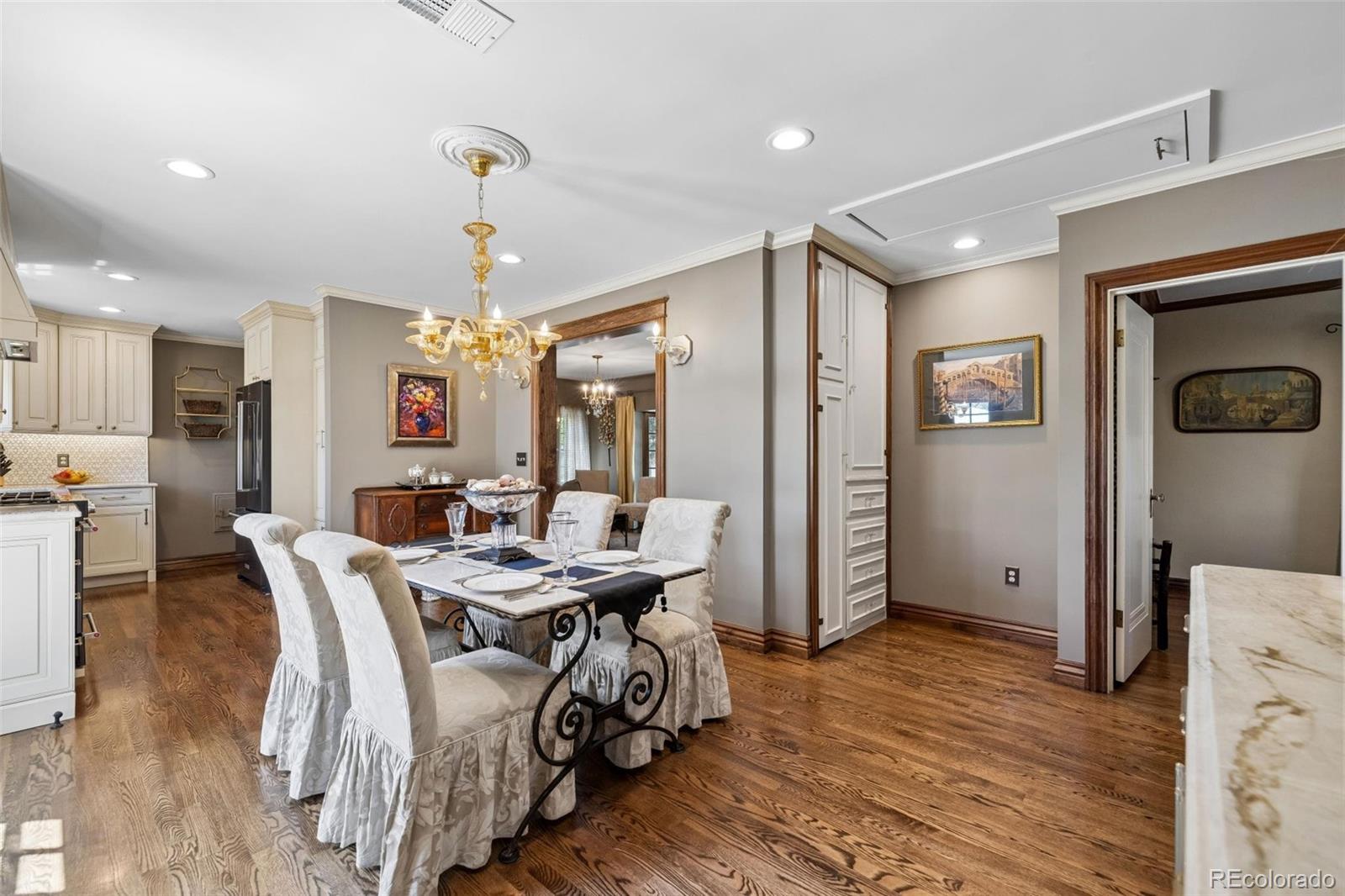 MLS Image #9 for 1124  holly street,denver, Colorado