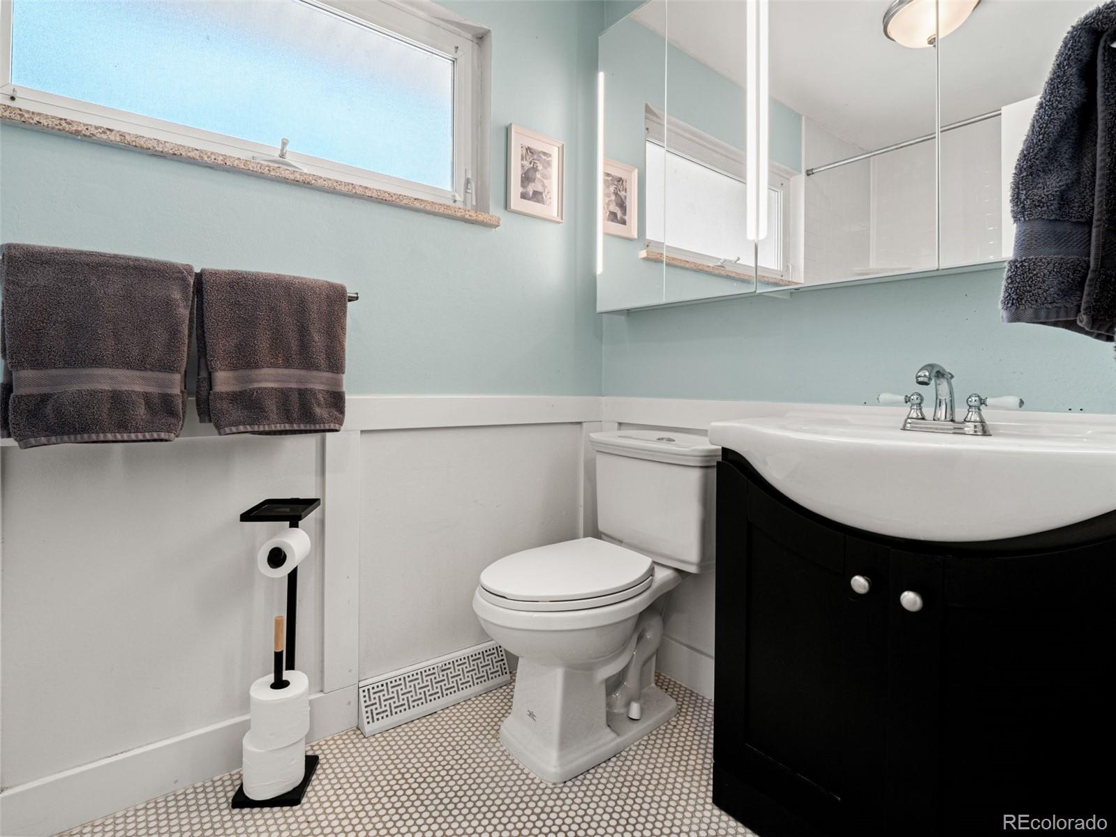 MLS Image #18 for 7329 s tamarac court,englewood, Colorado