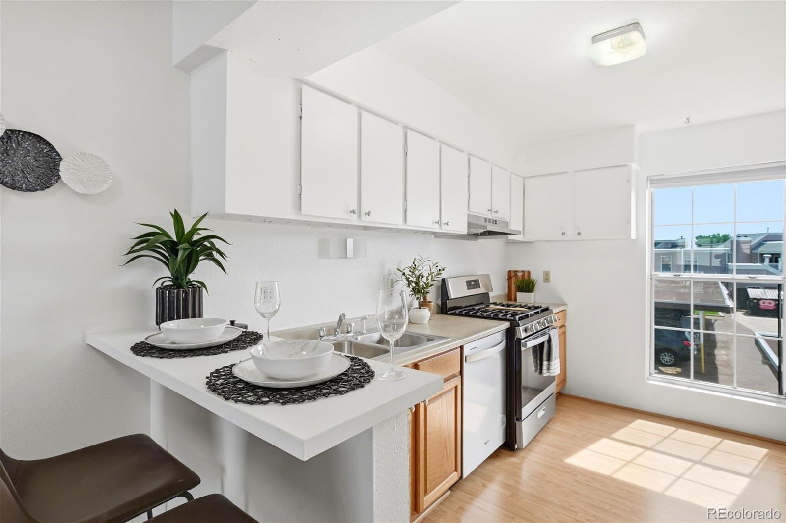 MLS Image #11 for 3440  parkmoor village drive d,colorado springs, Colorado