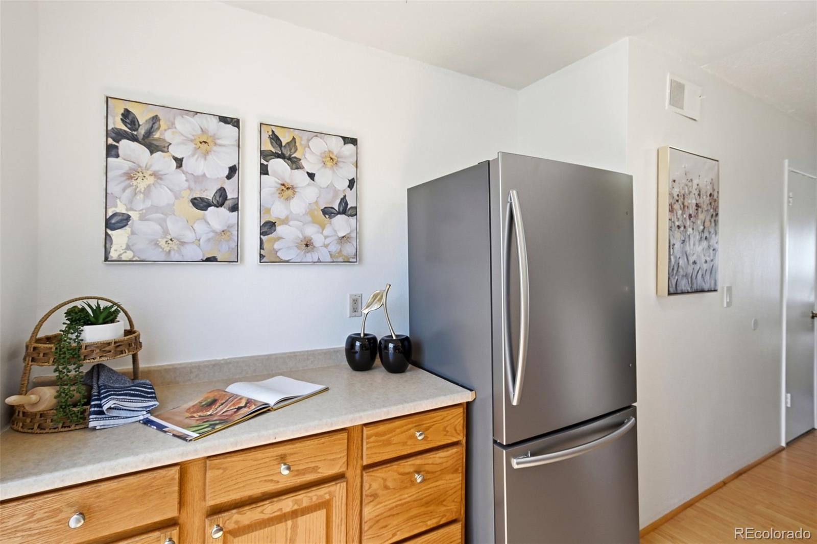 MLS Image #13 for 3440  parkmoor village drive d,colorado springs, Colorado