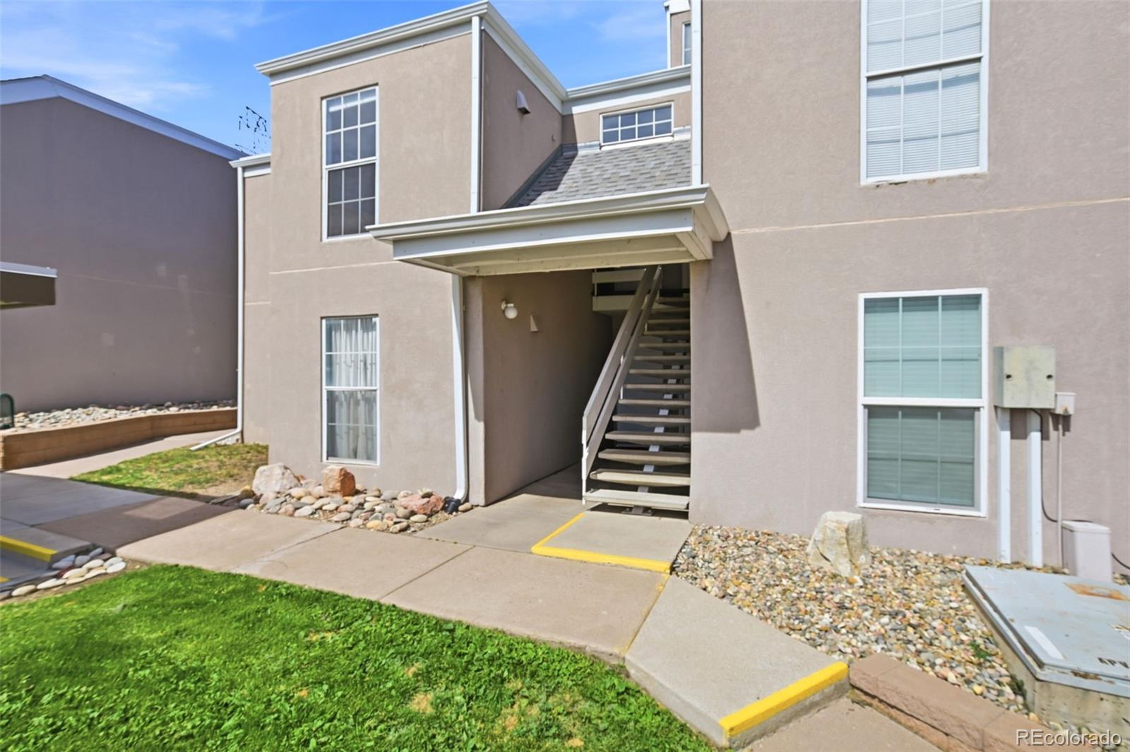 MLS Image #2 for 3440  parkmoor village drive d,colorado springs, Colorado