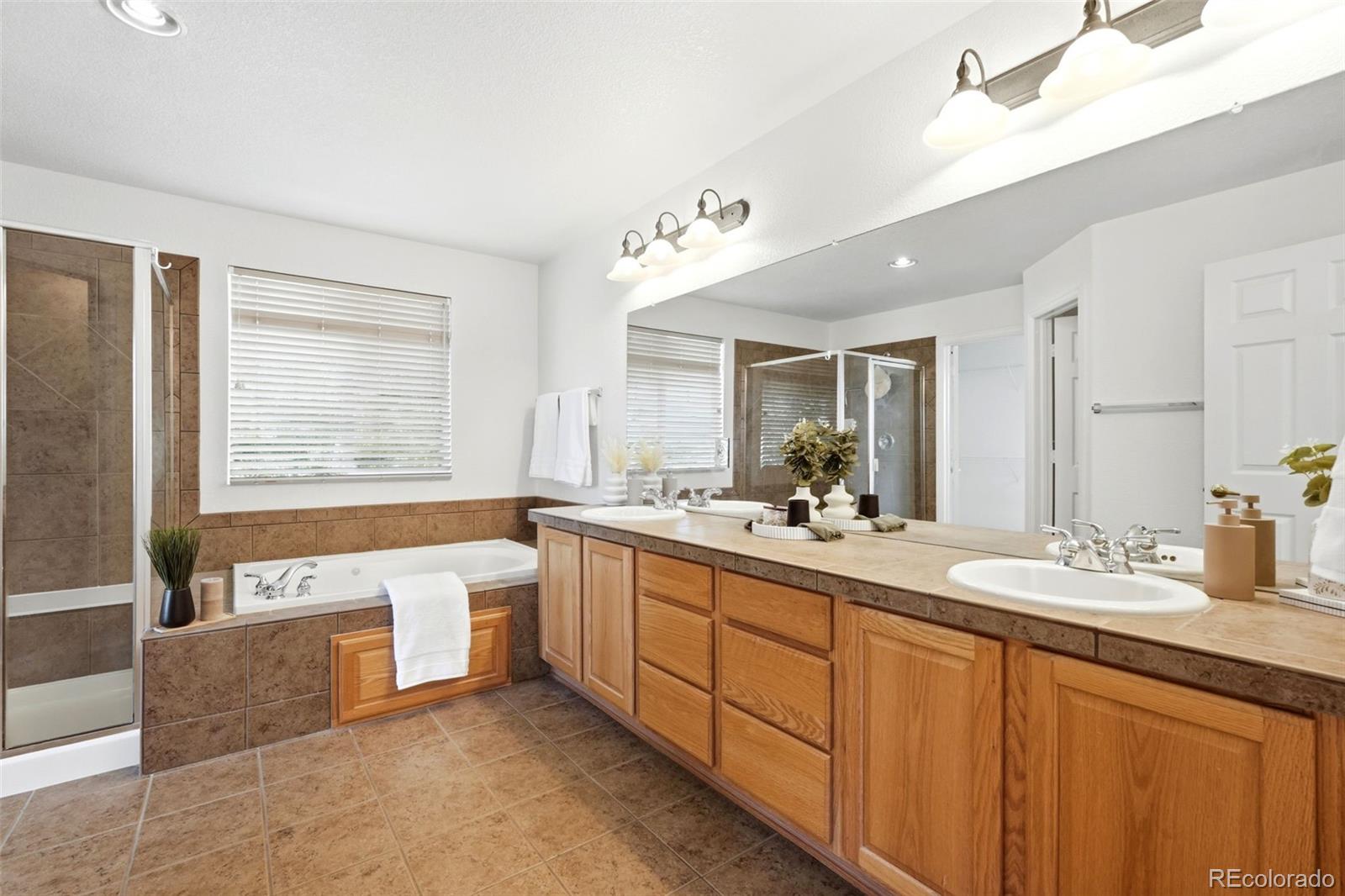MLS Image #28 for 24725 e gunnison drive,aurora, Colorado