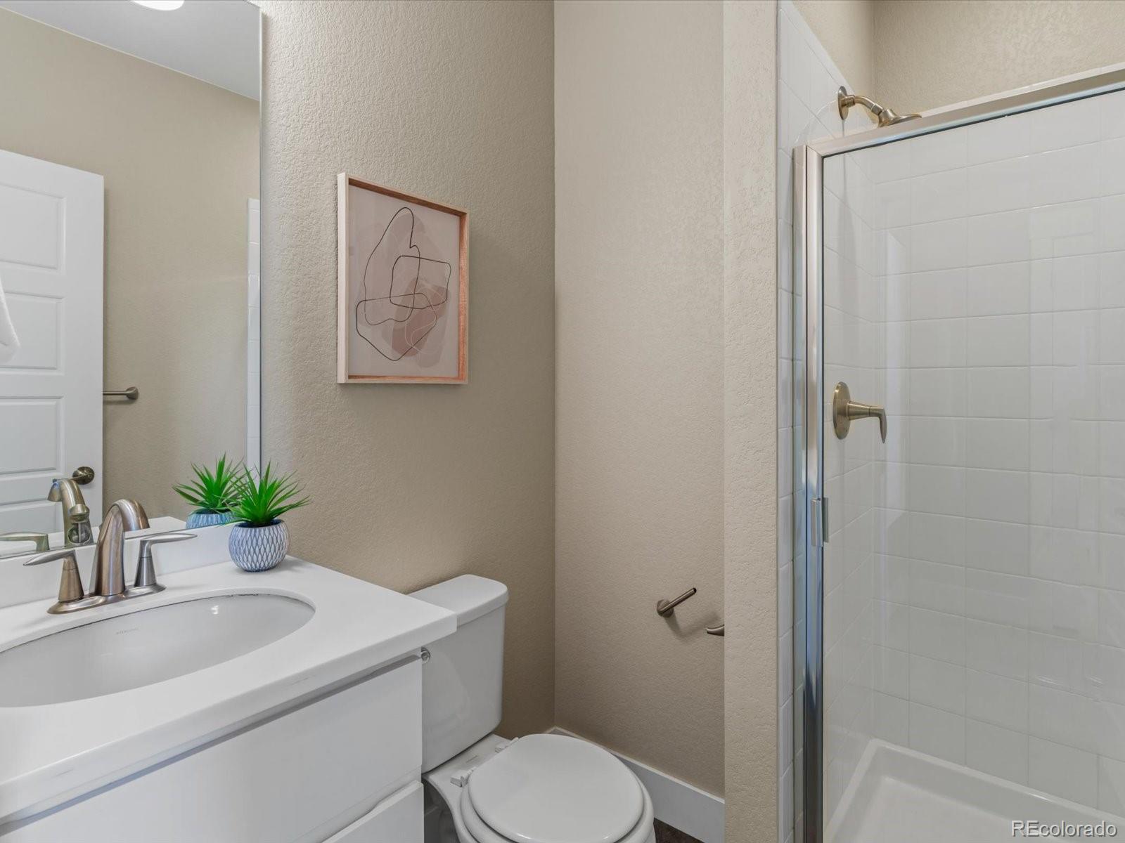 MLS Image #13 for 9025 e prairie meadow drive,denver, Colorado
