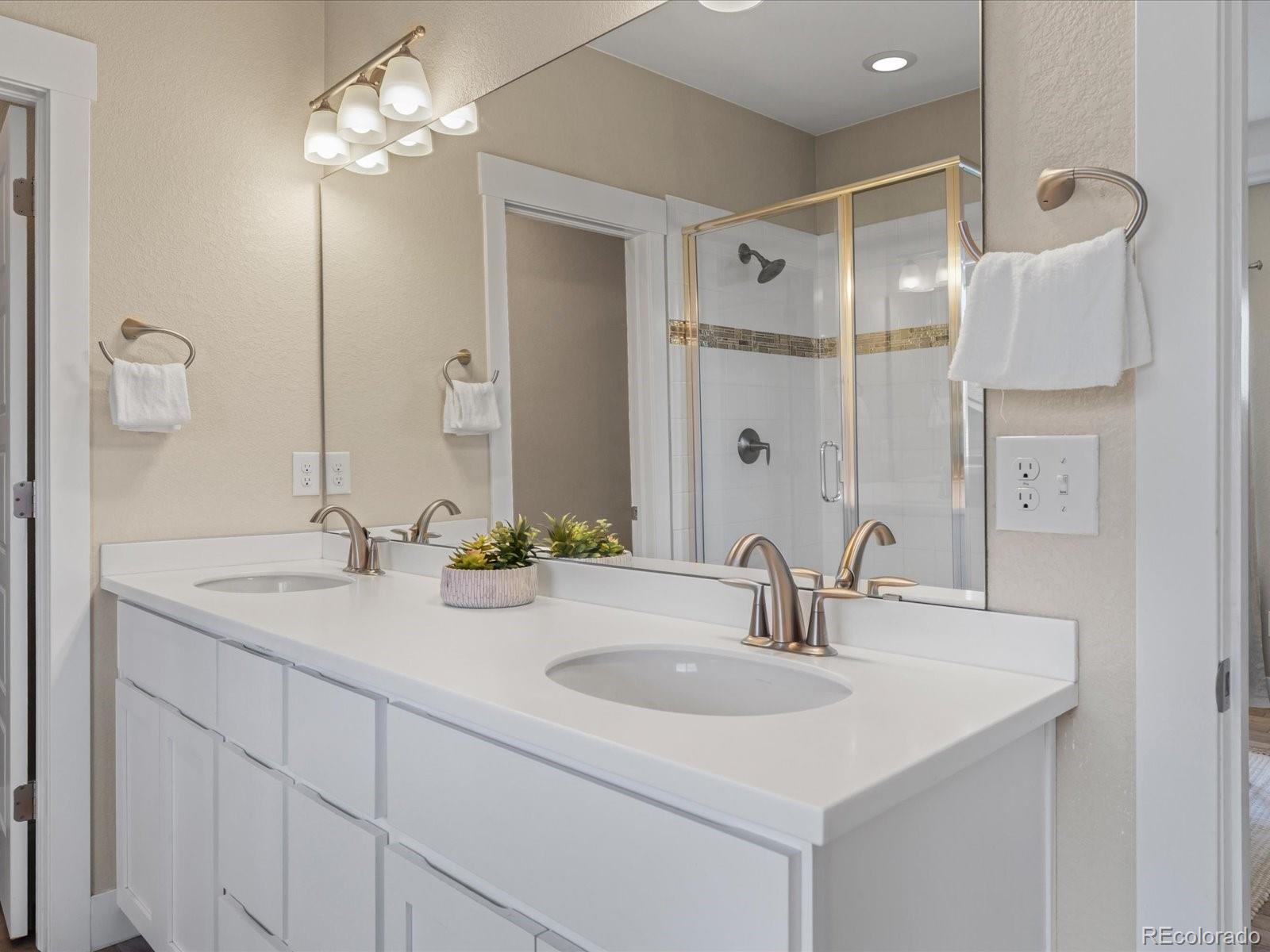 MLS Image #17 for 9025 e prairie meadow drive,denver, Colorado