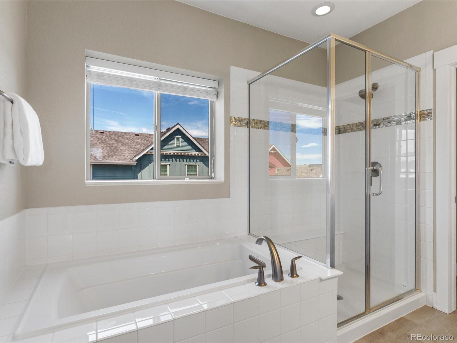 MLS Image #18 for 9025 e prairie meadow drive,denver, Colorado