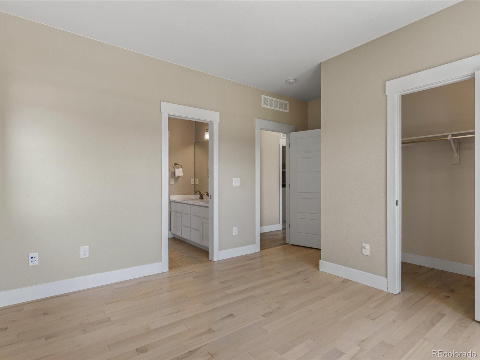 MLS Image #22 for 9025 e prairie meadow drive,denver, Colorado