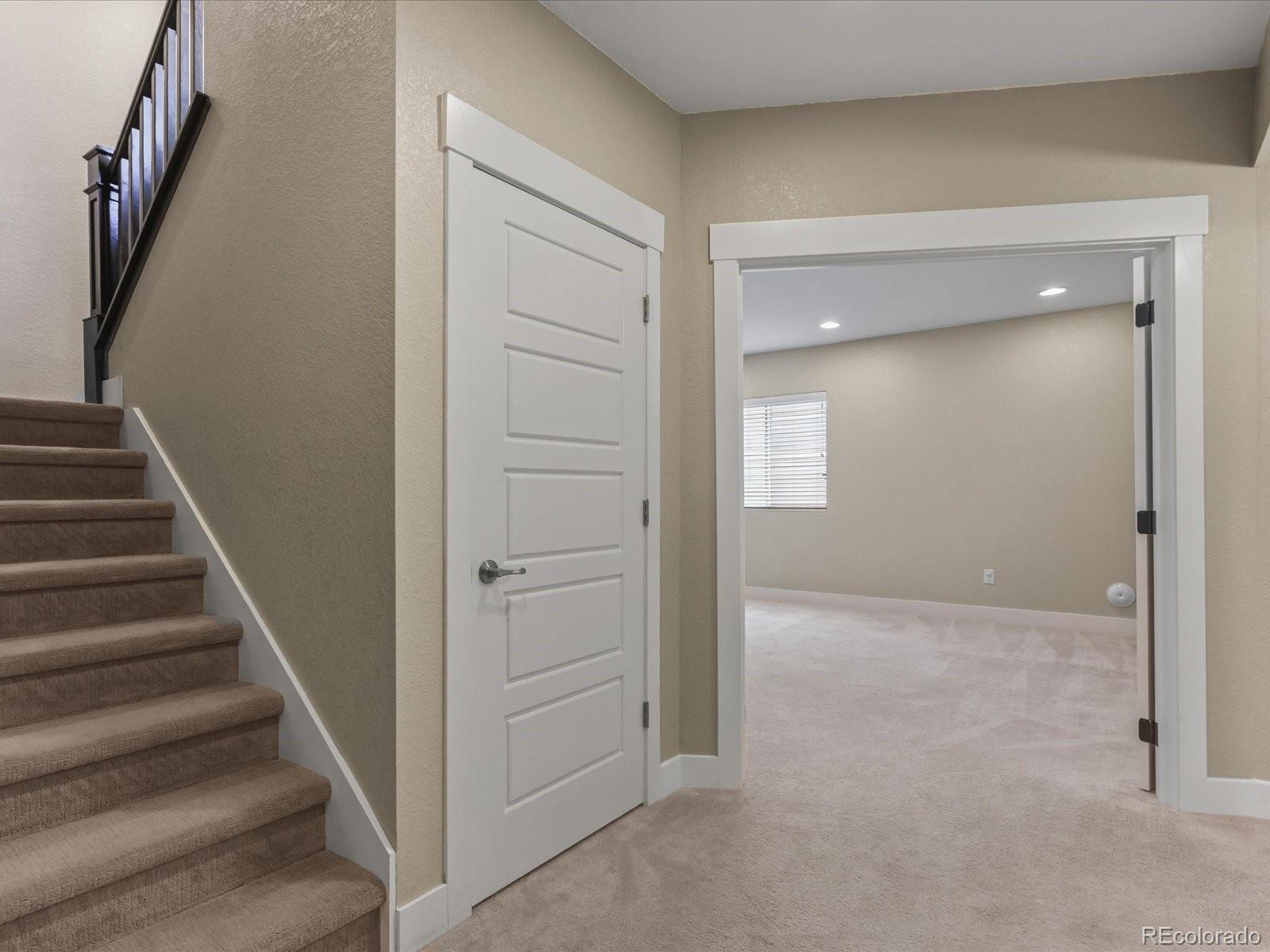 MLS Image #27 for 9025 e prairie meadow drive,denver, Colorado