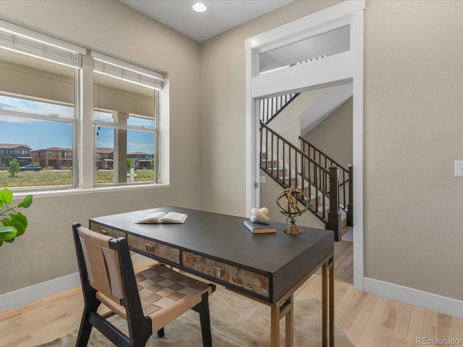 MLS Image #3 for 9025 e prairie meadow drive,denver, Colorado