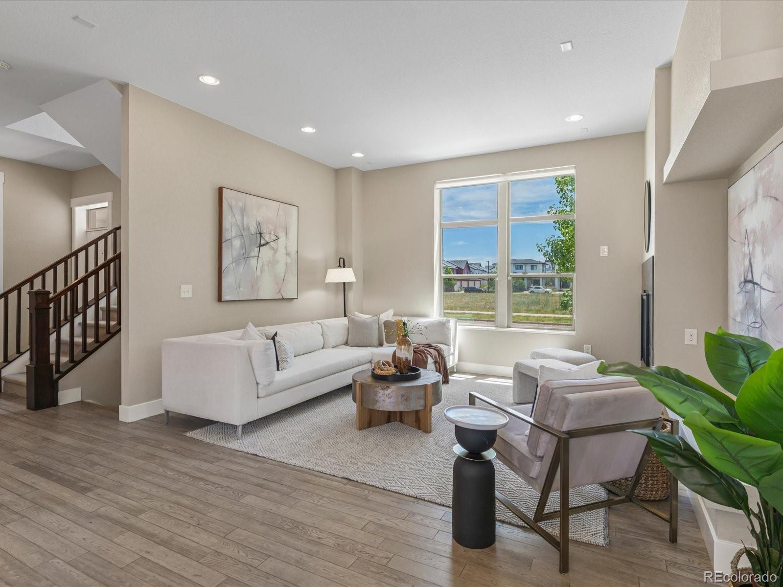 MLS Image #5 for 9025 e prairie meadow drive,denver, Colorado