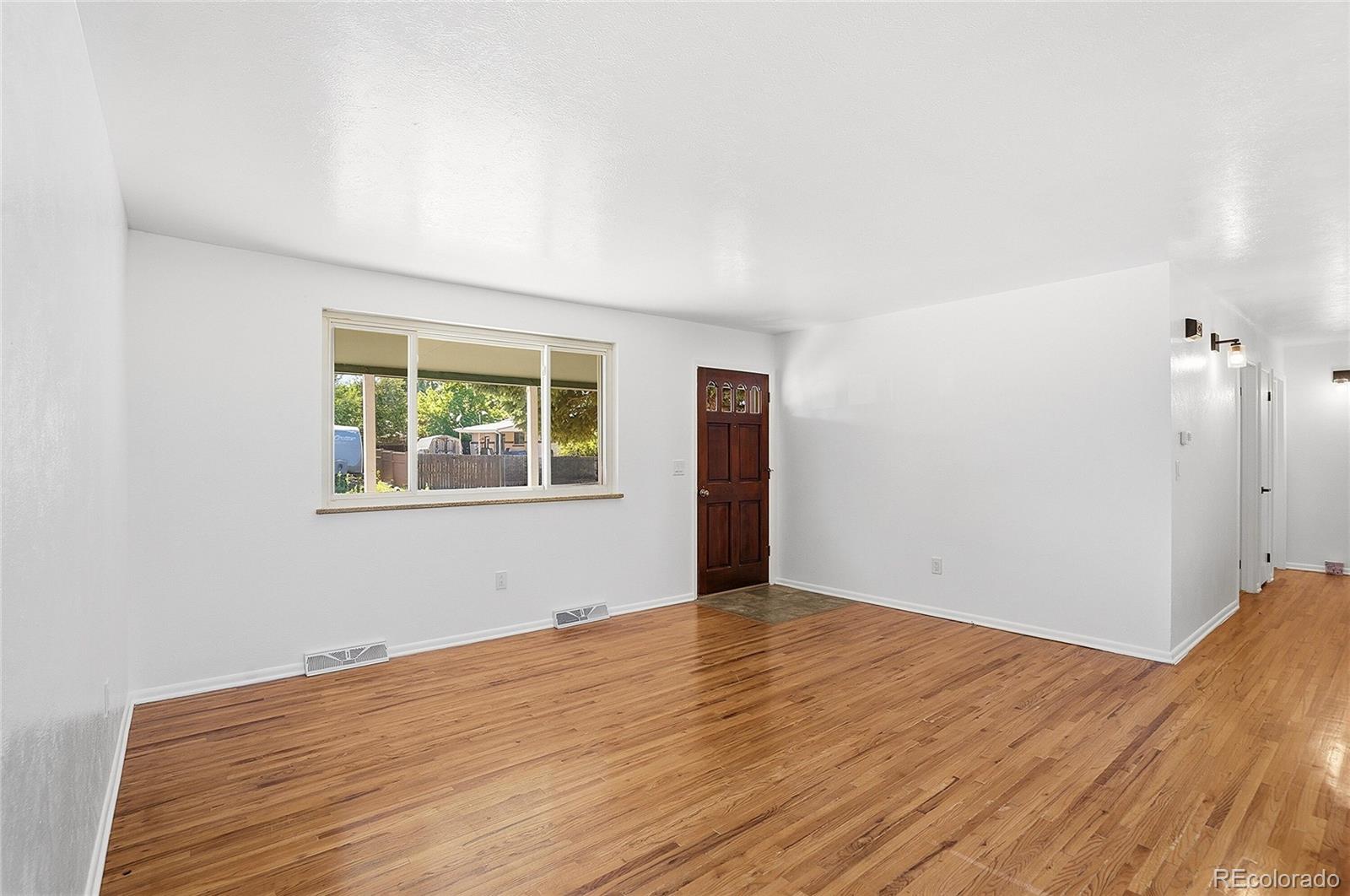 MLS Image #8 for 614 s worchester street,aurora, Colorado