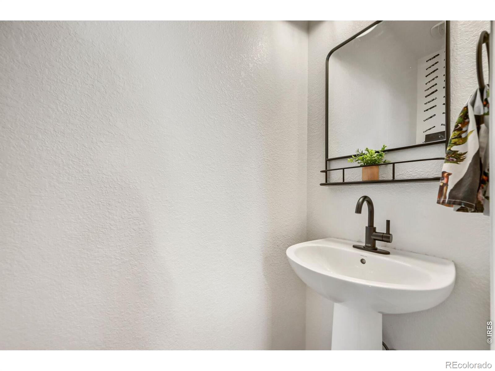 MLS Image #11 for 2969  cub lake drive,loveland, Colorado