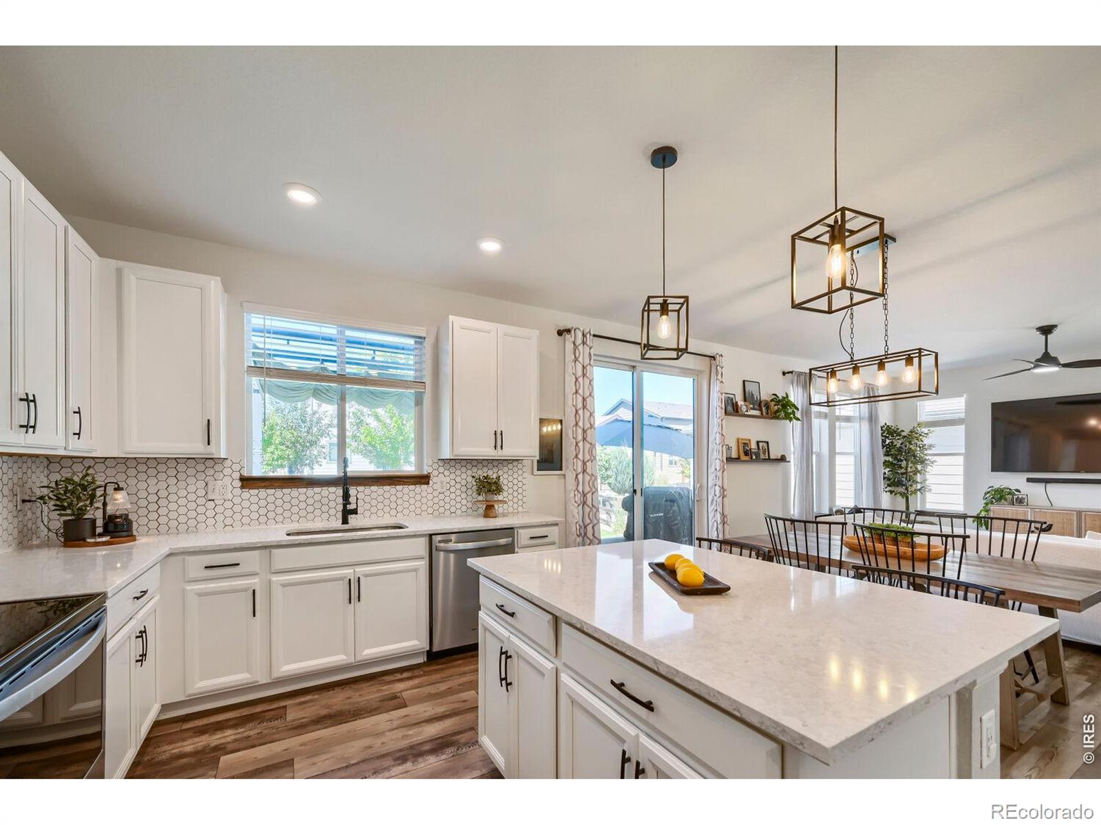 MLS Image #4 for 2969  cub lake drive,loveland, Colorado