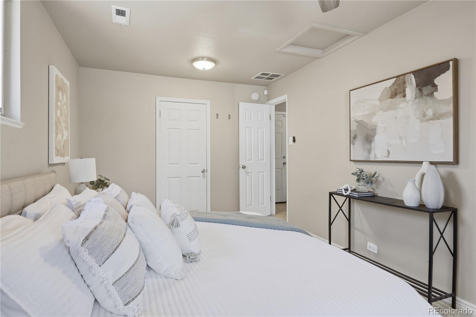 MLS Image #16 for 2870  newport street,denver, Colorado