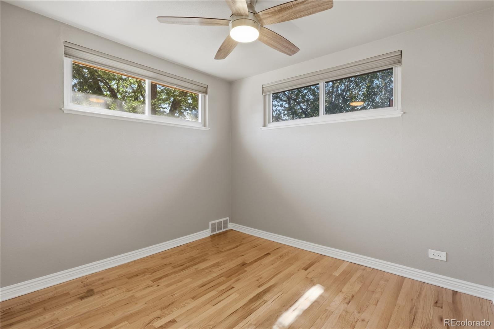 MLS Image #18 for 2870  newport street,denver, Colorado