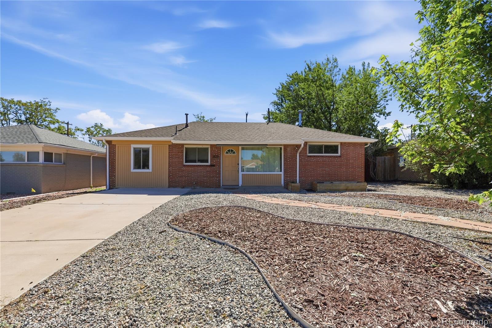 MLS Image #4 for 2870  newport street,denver, Colorado