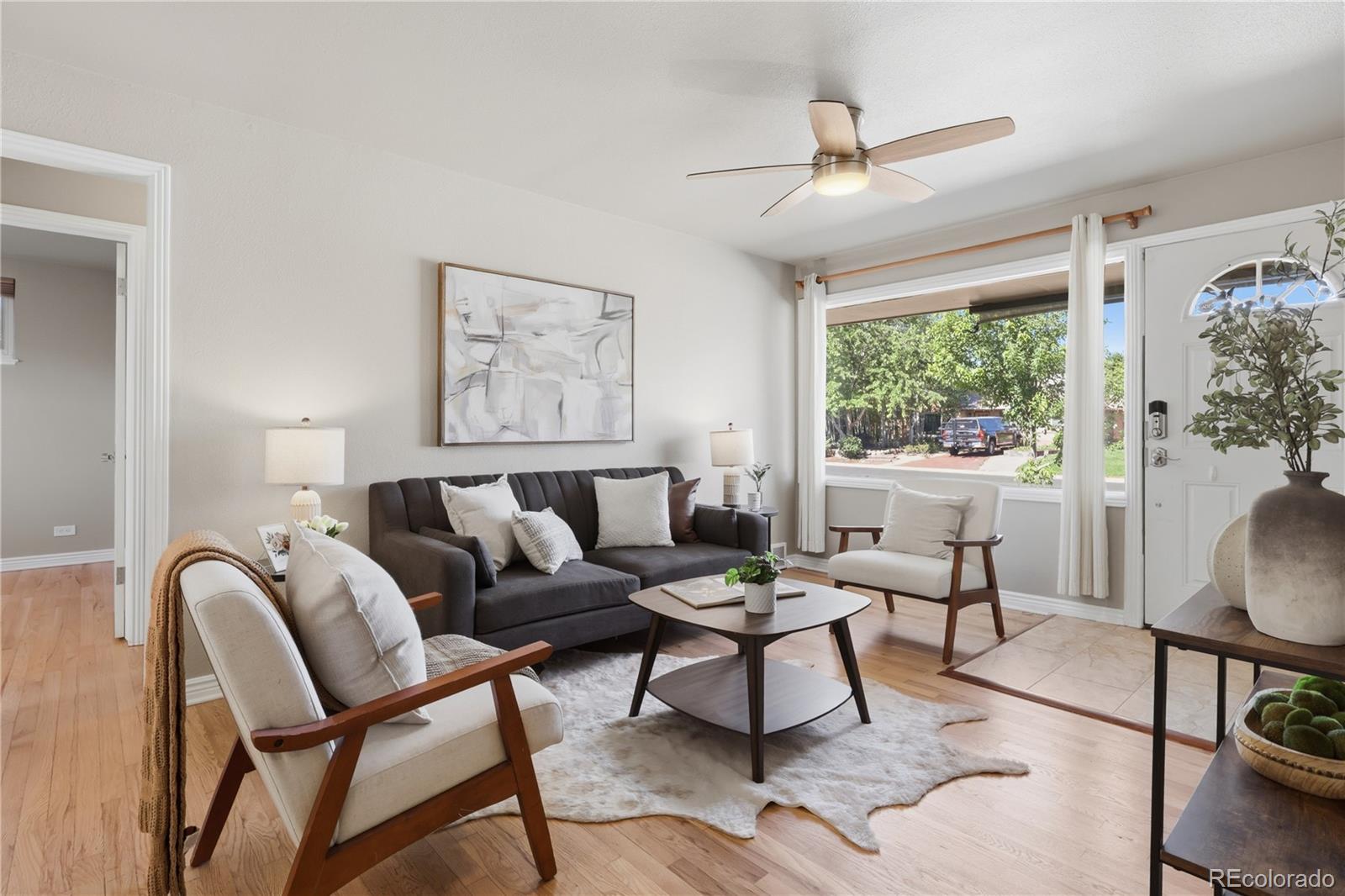 MLS Image #8 for 2870  newport street,denver, Colorado