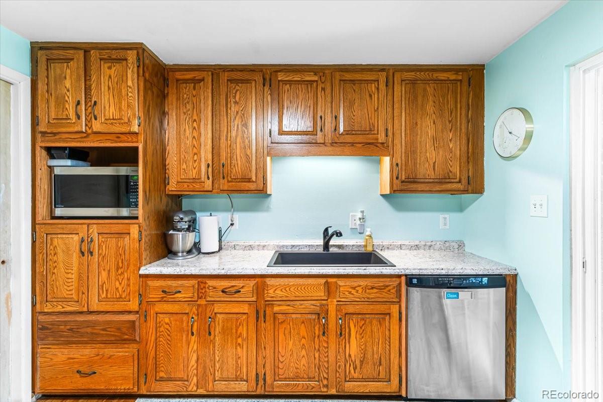 MLS Image #13 for 8826  oakwood street,westminster, Colorado