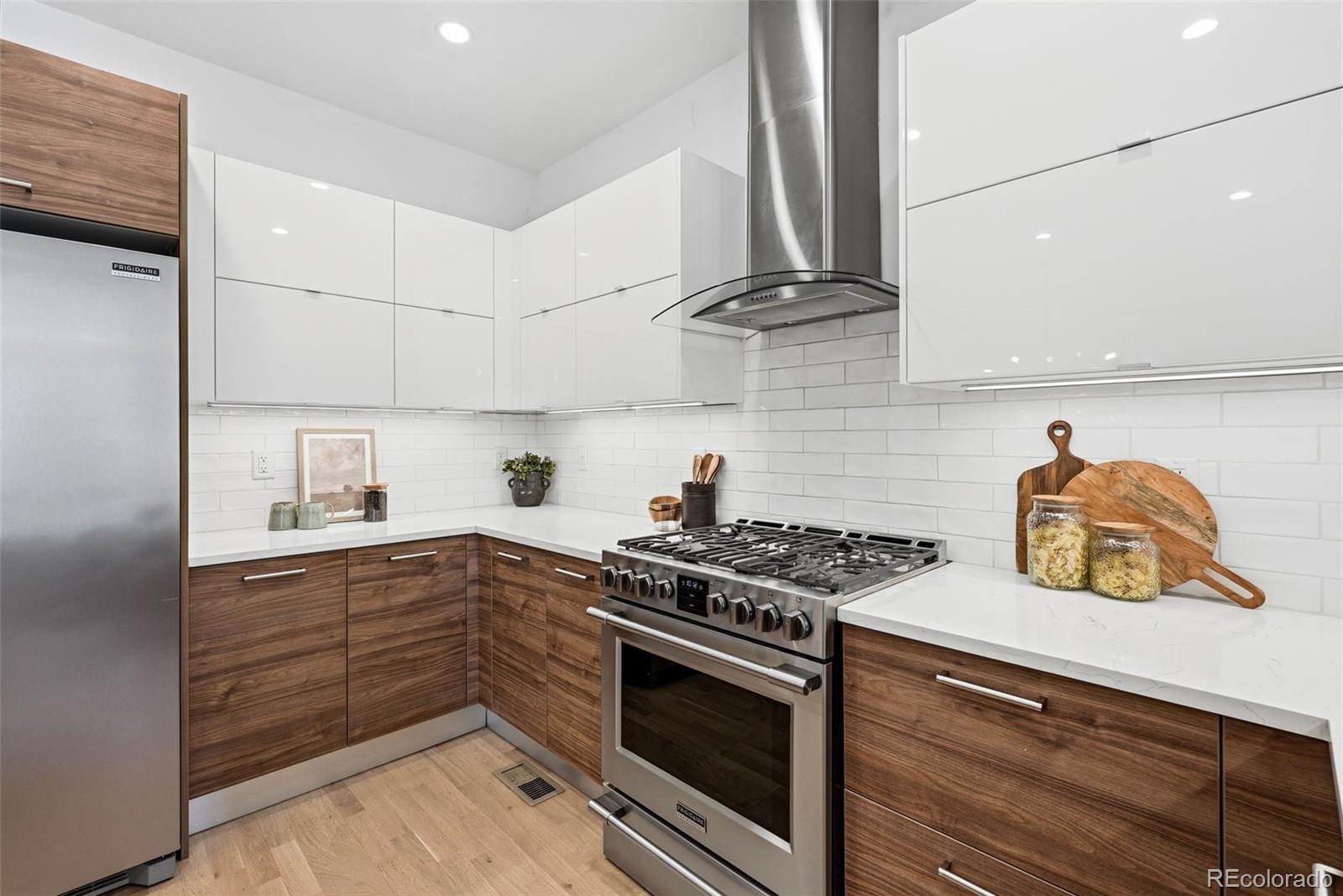 MLS Image #14 for 3263  utica street,denver, Colorado
