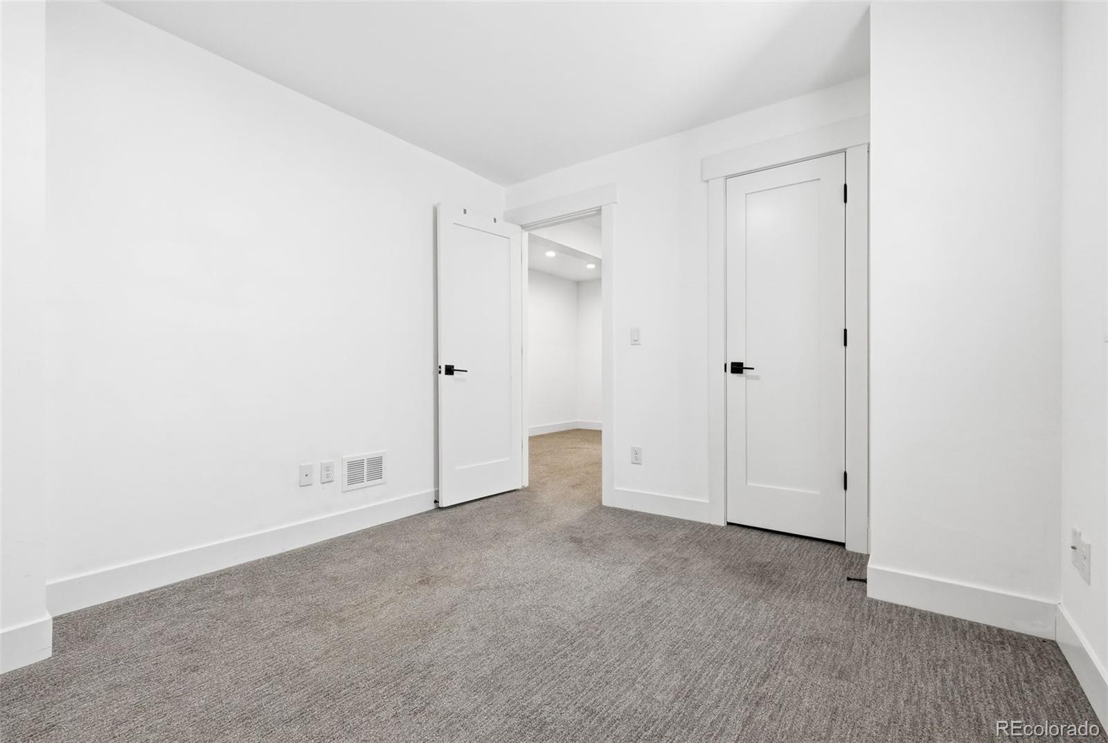 MLS Image #38 for 3263  utica street,denver, Colorado