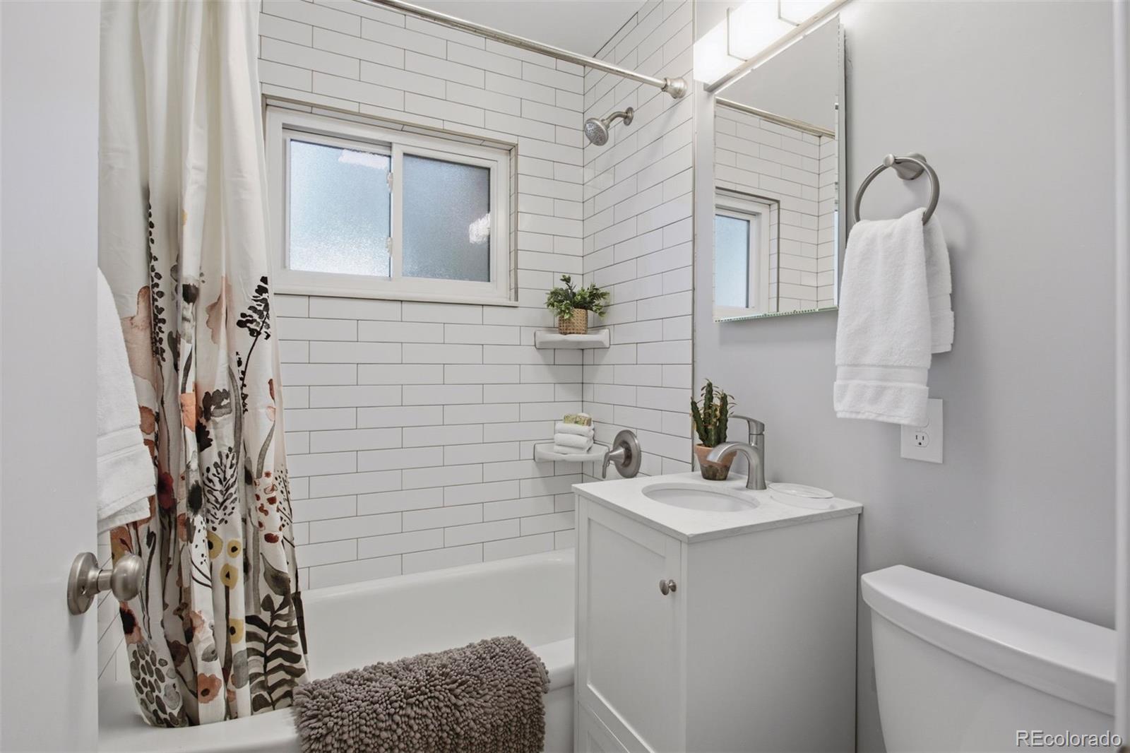 MLS Image #20 for 5301 s washington street,littleton, Colorado