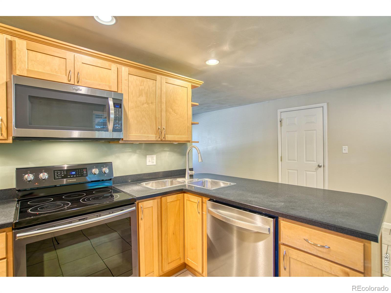 MLS Image #7 for 1113  kansas avenue,longmont, Colorado