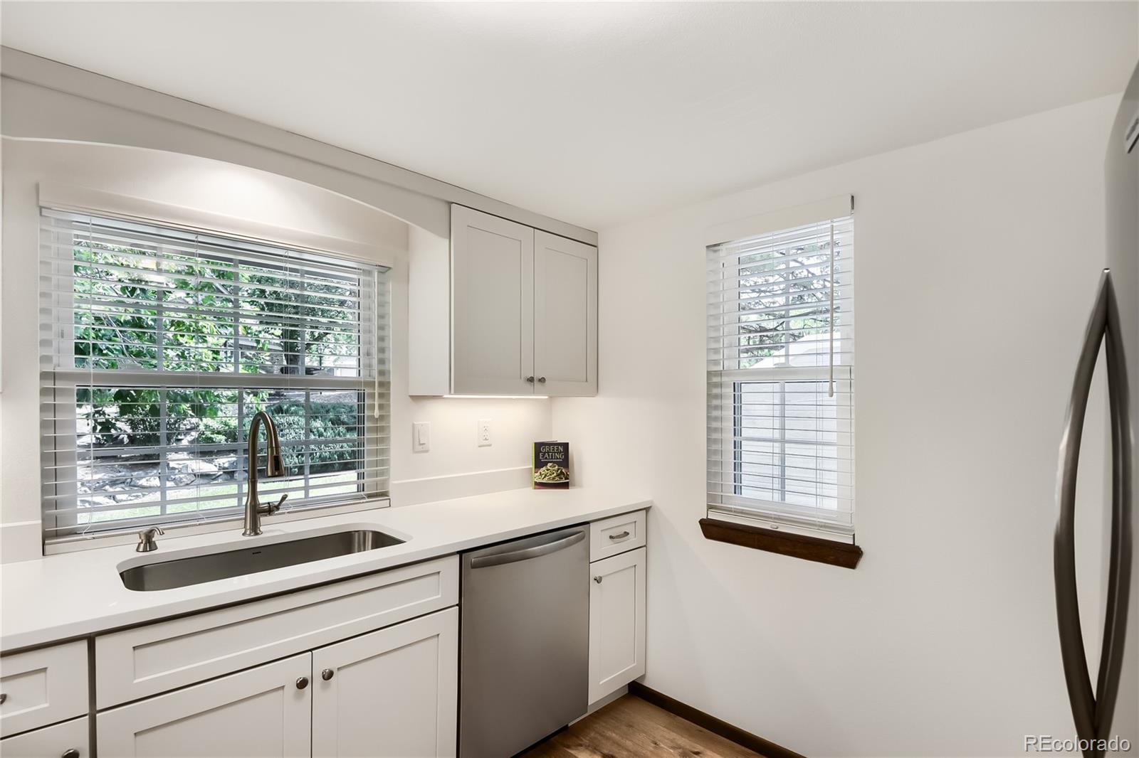 MLS Image #10 for 2901 w long drive,littleton, Colorado