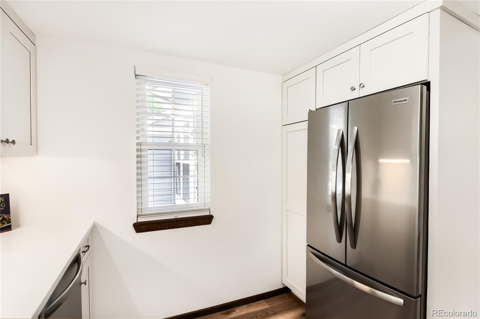 MLS Image #11 for 2901 w long drive,littleton, Colorado