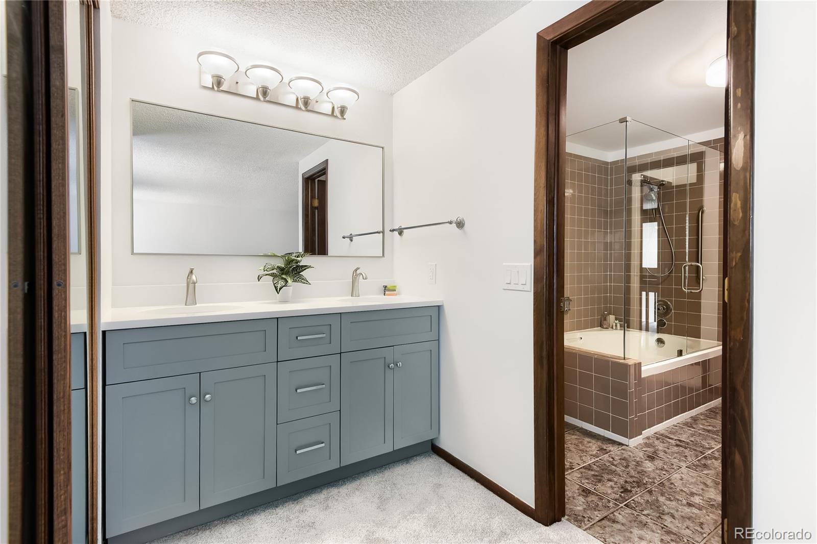 MLS Image #18 for 2901 w long drive,littleton, Colorado