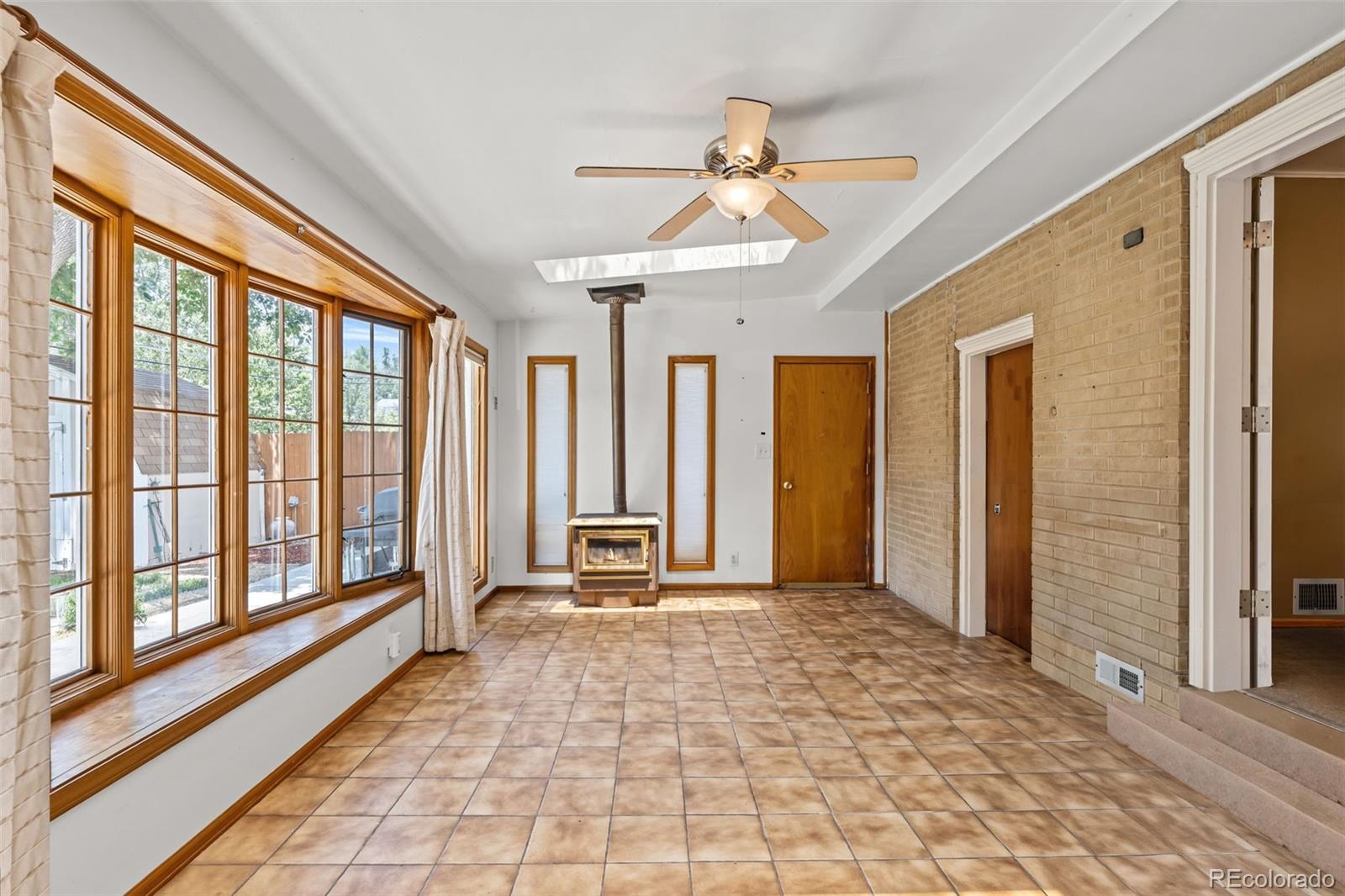 MLS Image #11 for 6421  iris court,arvada, Colorado