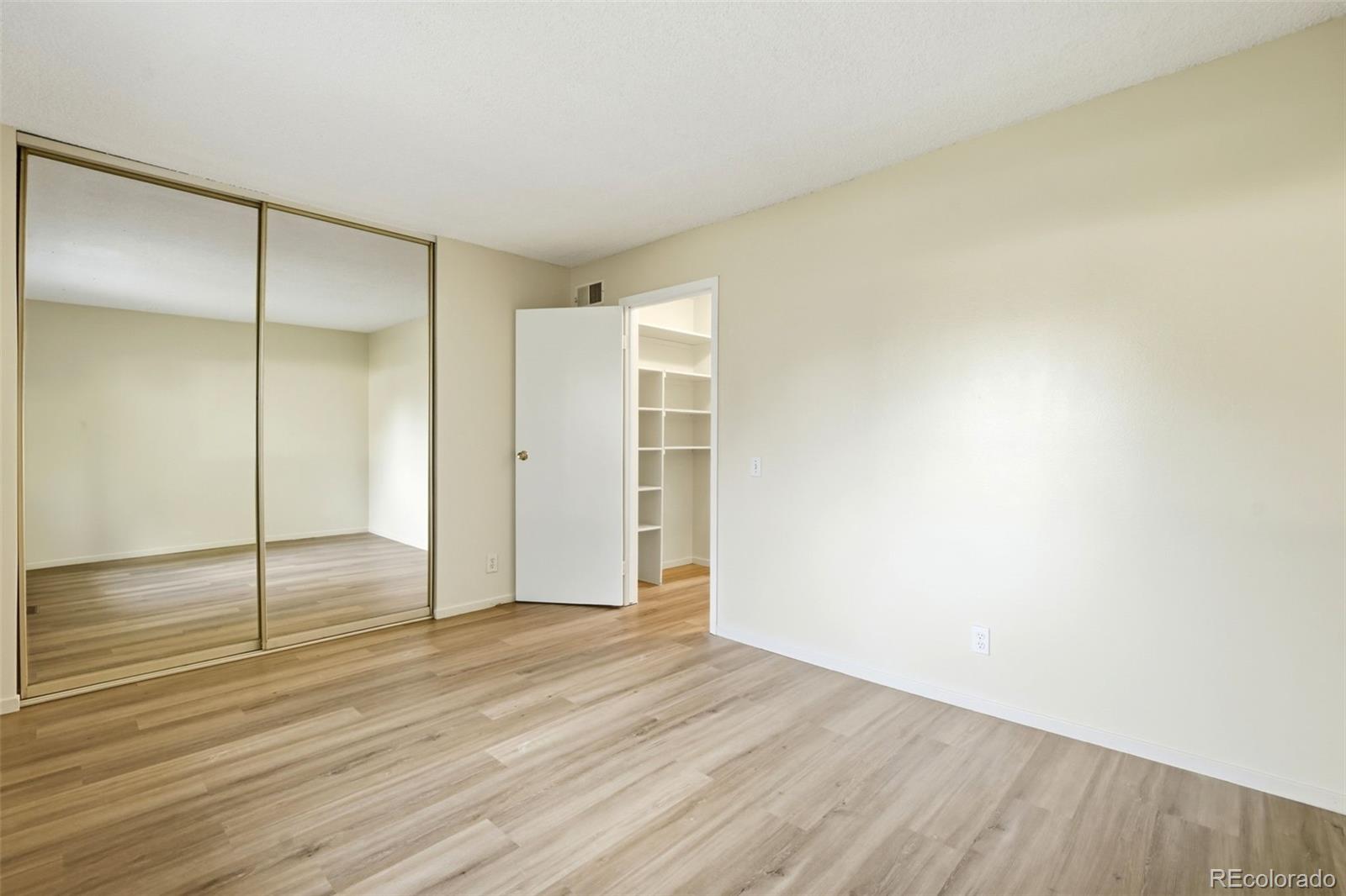 MLS Image #16 for 13361 e louisiana avenue,aurora, Colorado