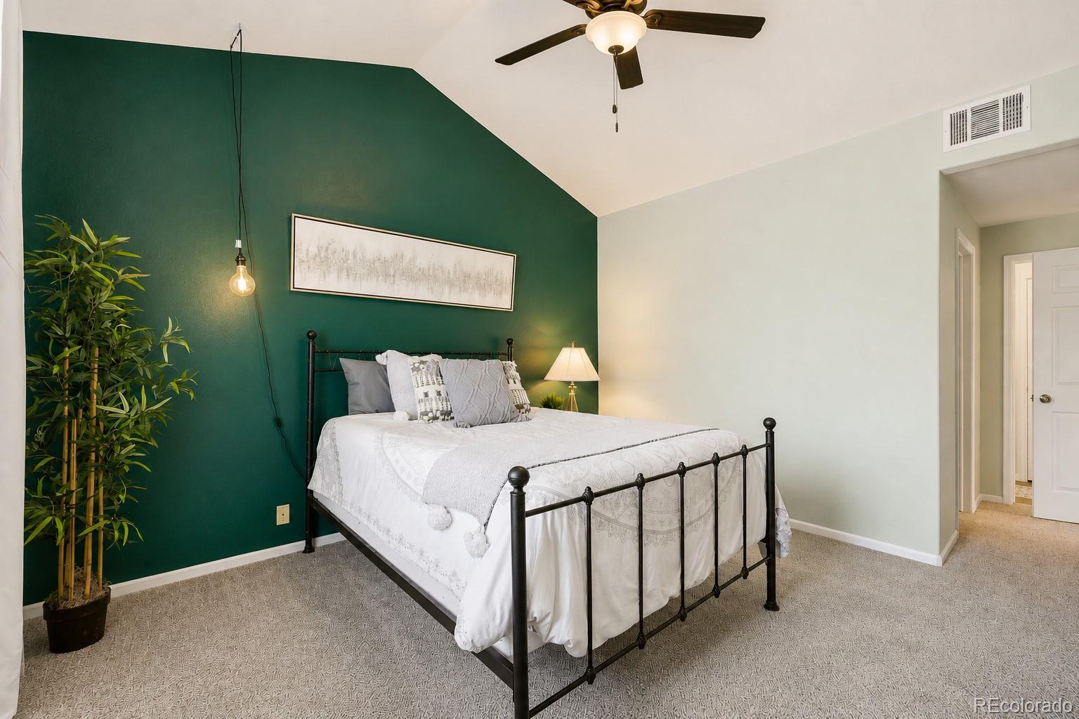 MLS Image #10 for 8500 e jefferson avenue,denver, Colorado