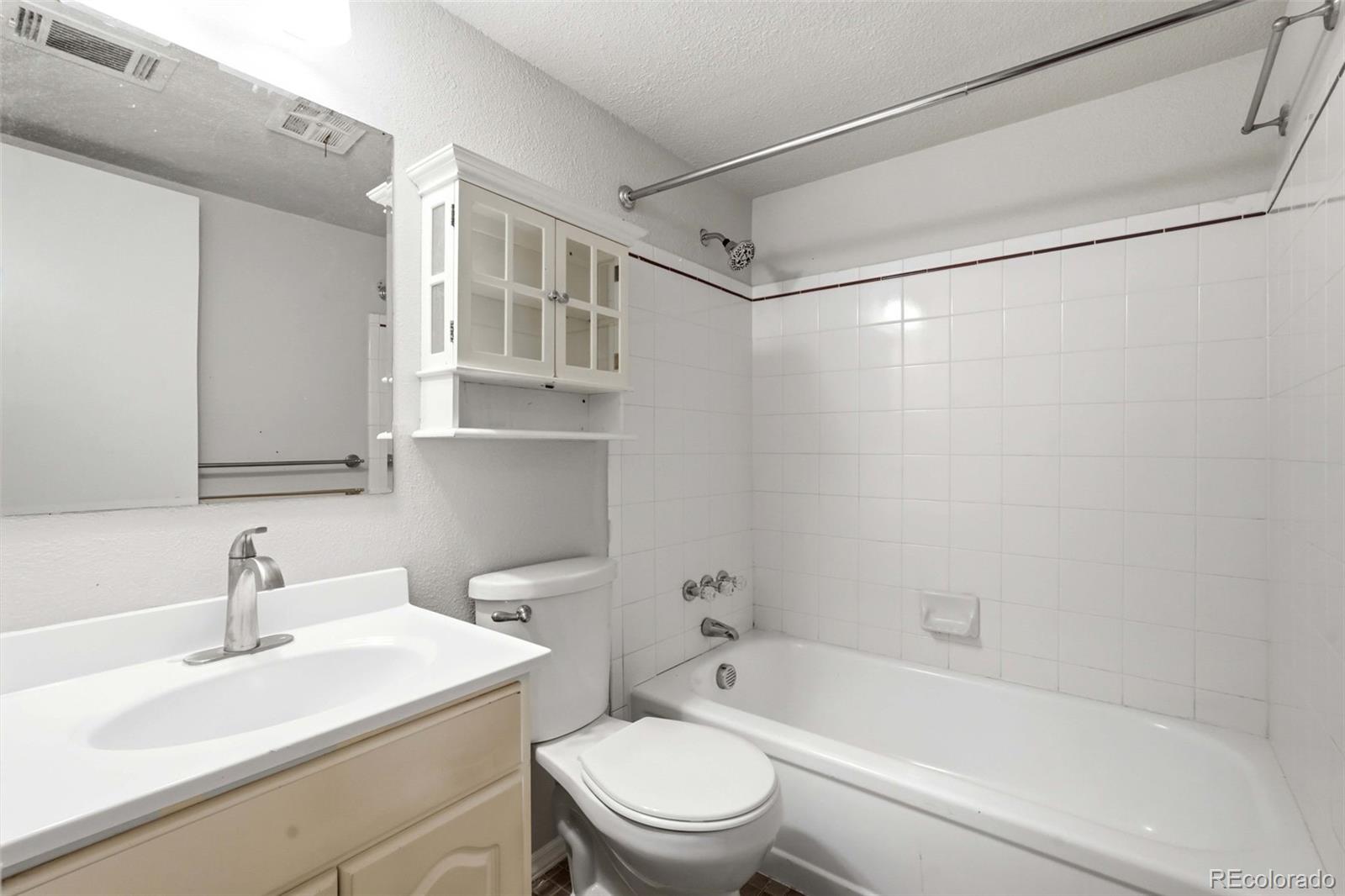 MLS Image #11 for 9350 e girard avenue,denver, Colorado