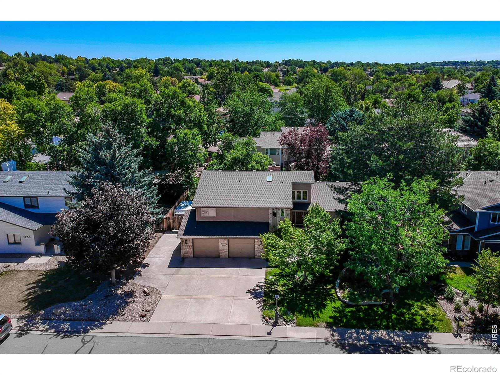 MLS Image #0 for 1234  twin peaks circle,longmont, Colorado