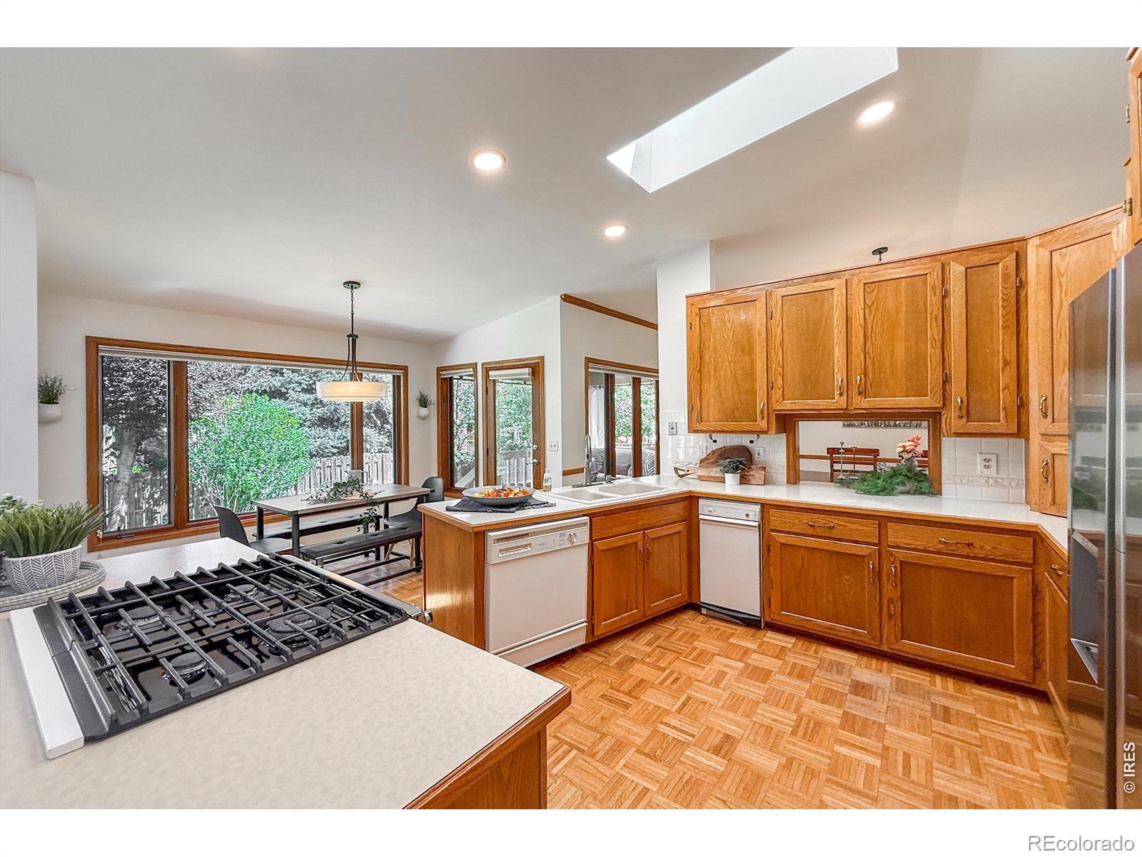 MLS Image #12 for 1234  twin peaks circle,longmont, Colorado