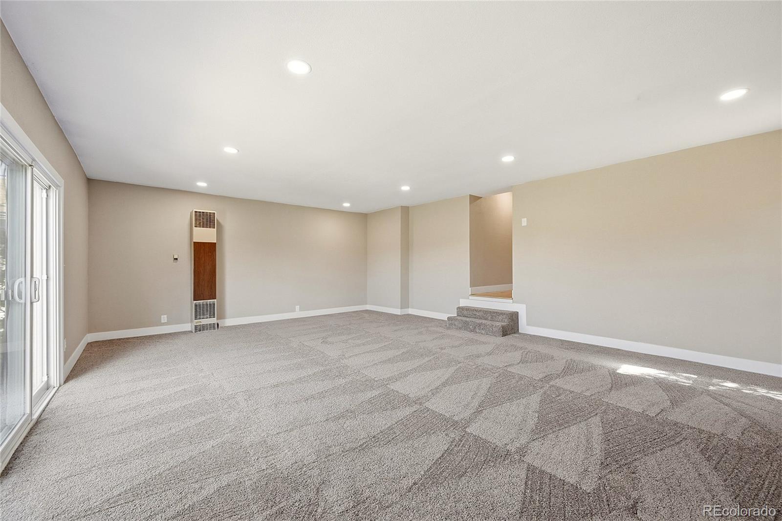 MLS Image #14 for 10575  washington way,denver, Colorado