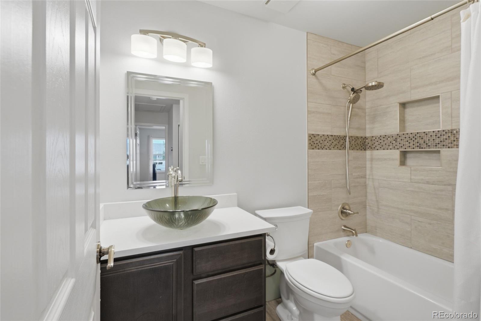 MLS Image #11 for 999 s telluride street,aurora, Colorado