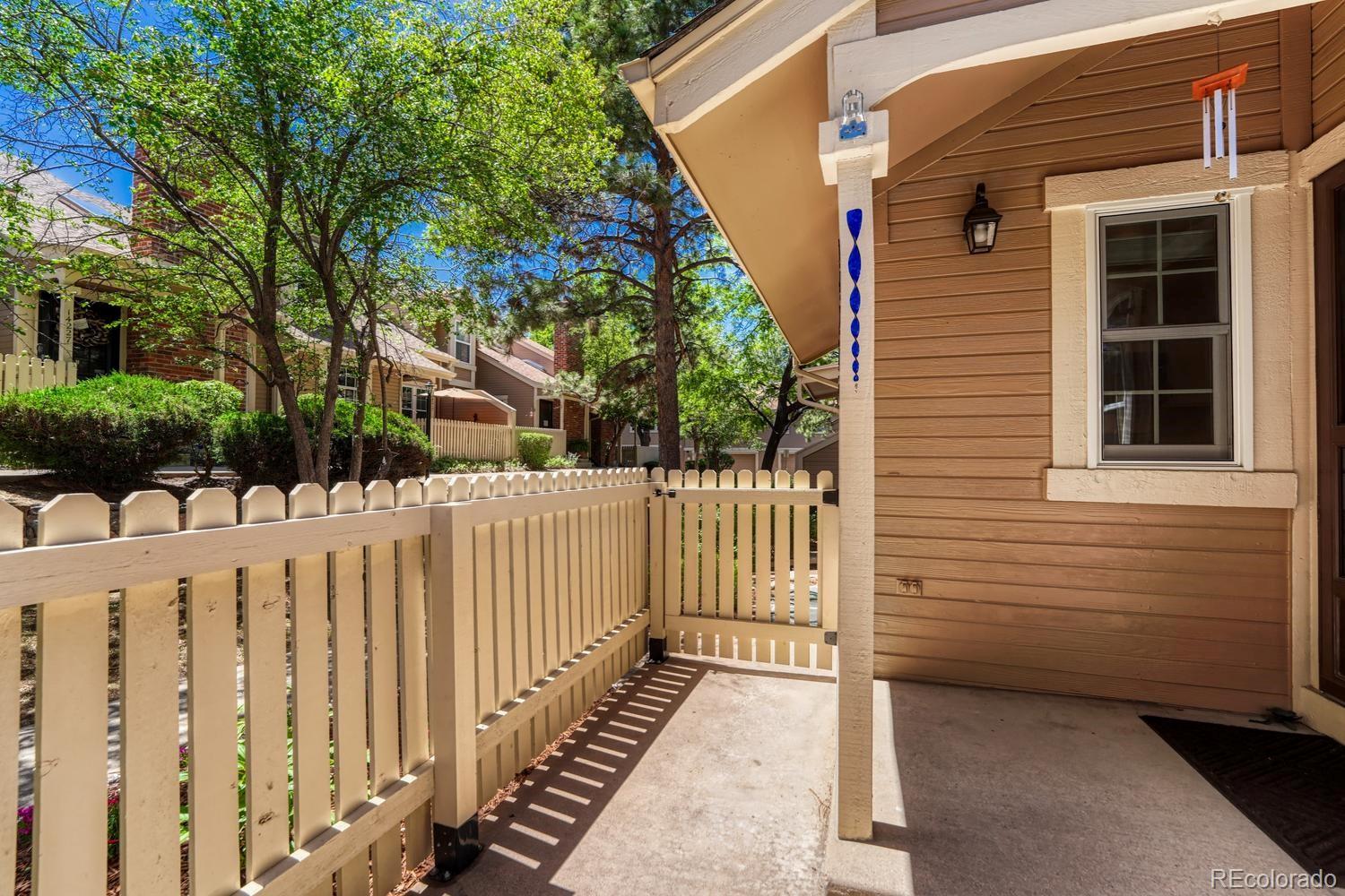 MLS Image #3 for 14165 e quinn circle,aurora, Colorado