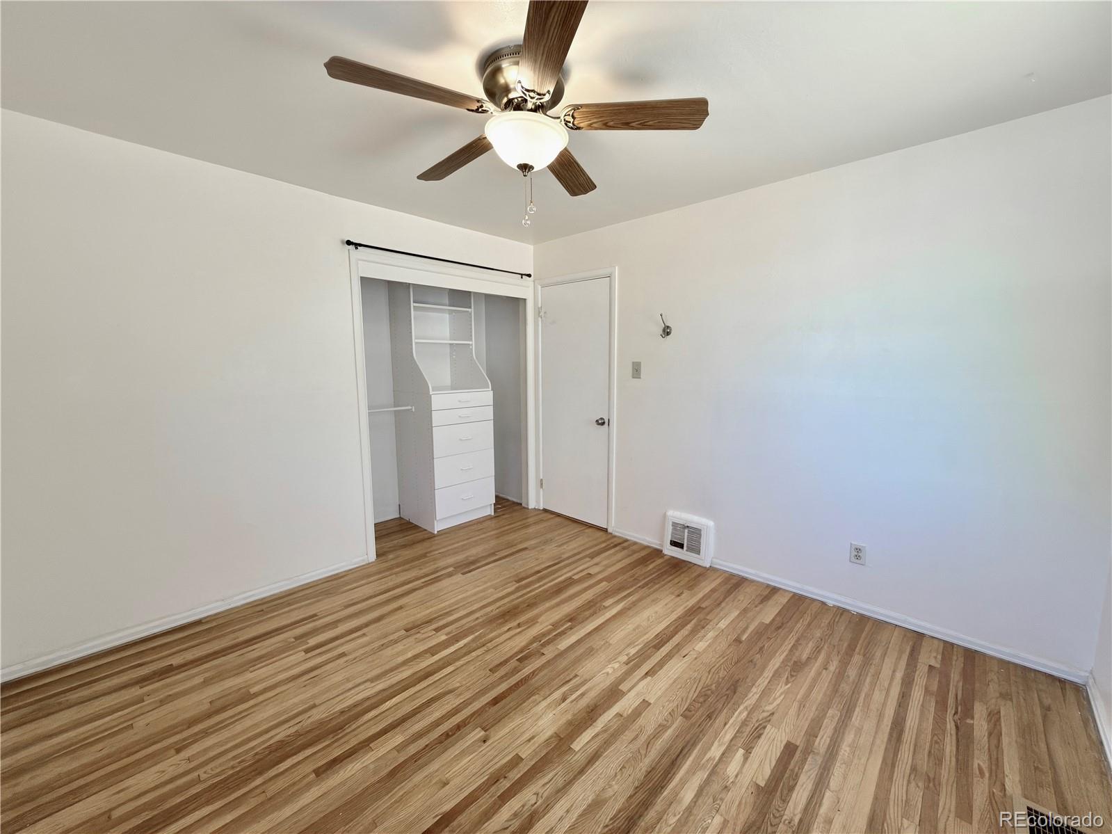 MLS Image #16 for 1225 s ivanhoe way,denver, Colorado
