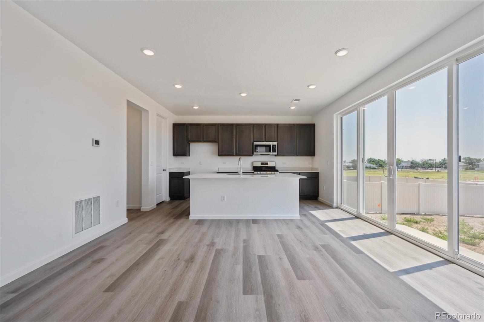 MLS Image #8 for 302 w owen avenue,keenesburg, Colorado