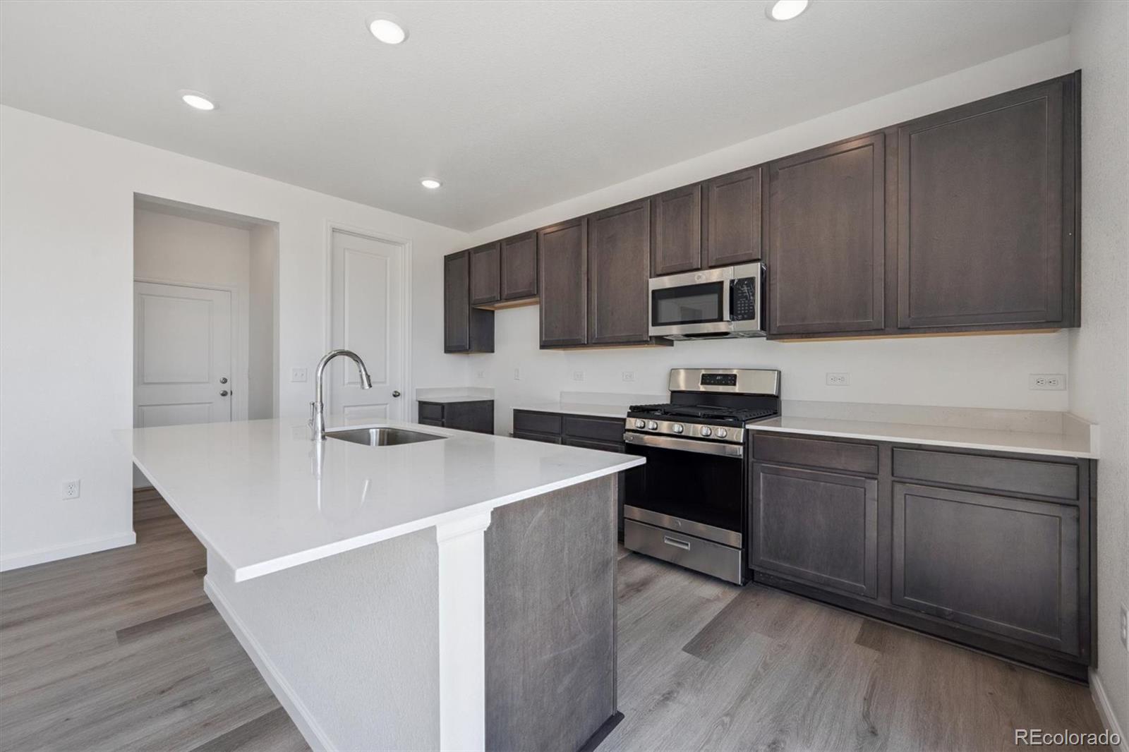 MLS Image #9 for 302 w owen avenue,keenesburg, Colorado
