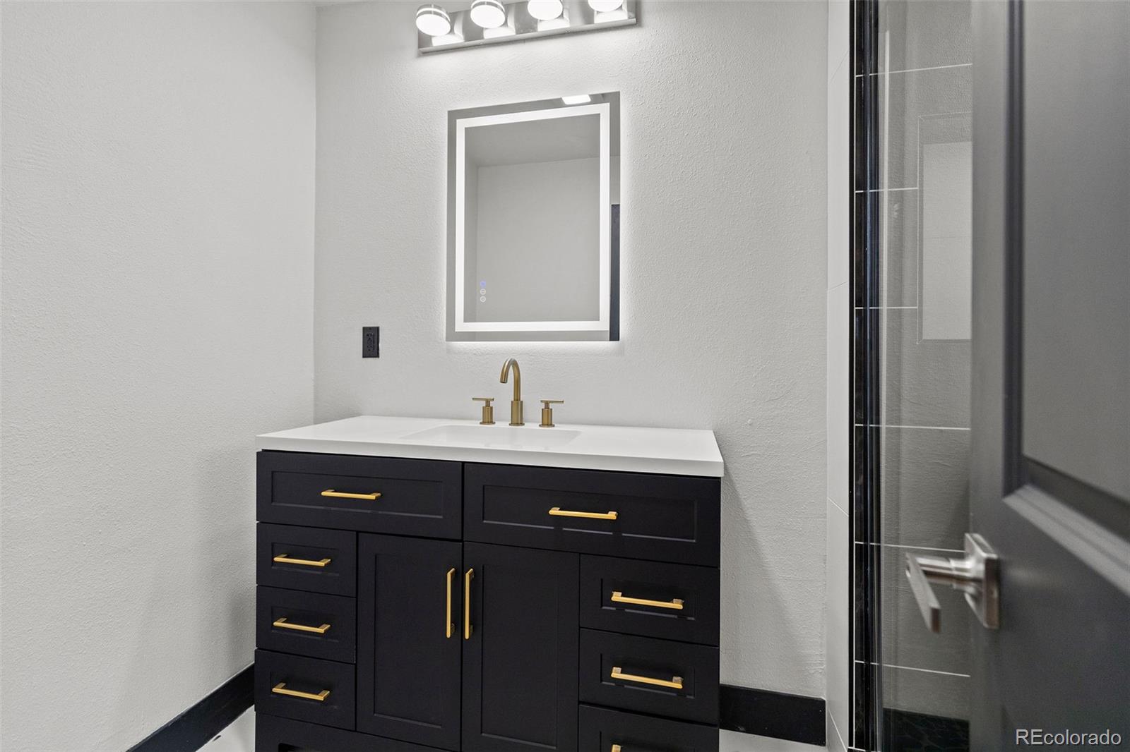 MLS Image #18 for 5021 s washington street,englewood, Colorado