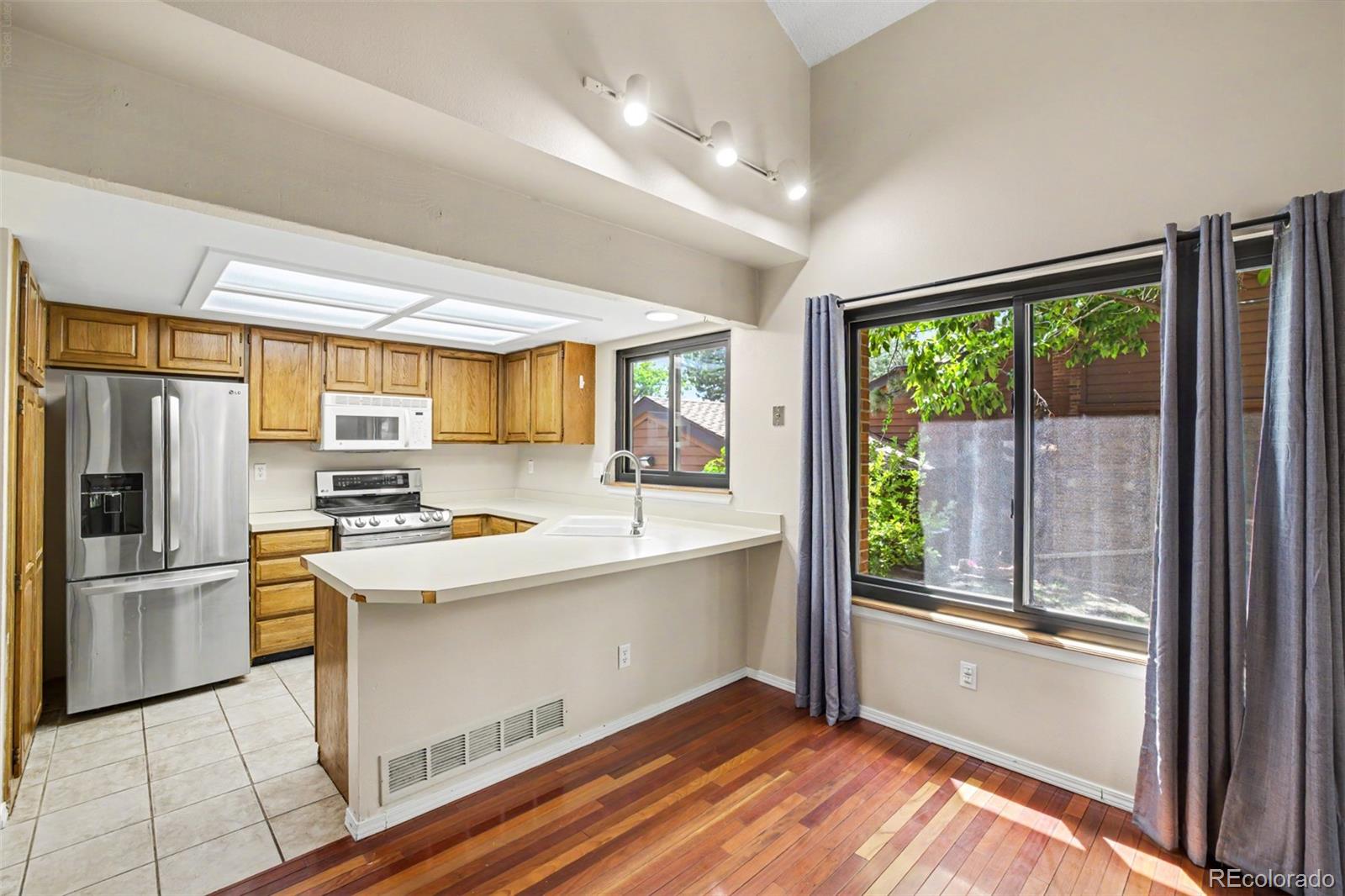 MLS Image #12 for 2685 s dayton way,denver, Colorado