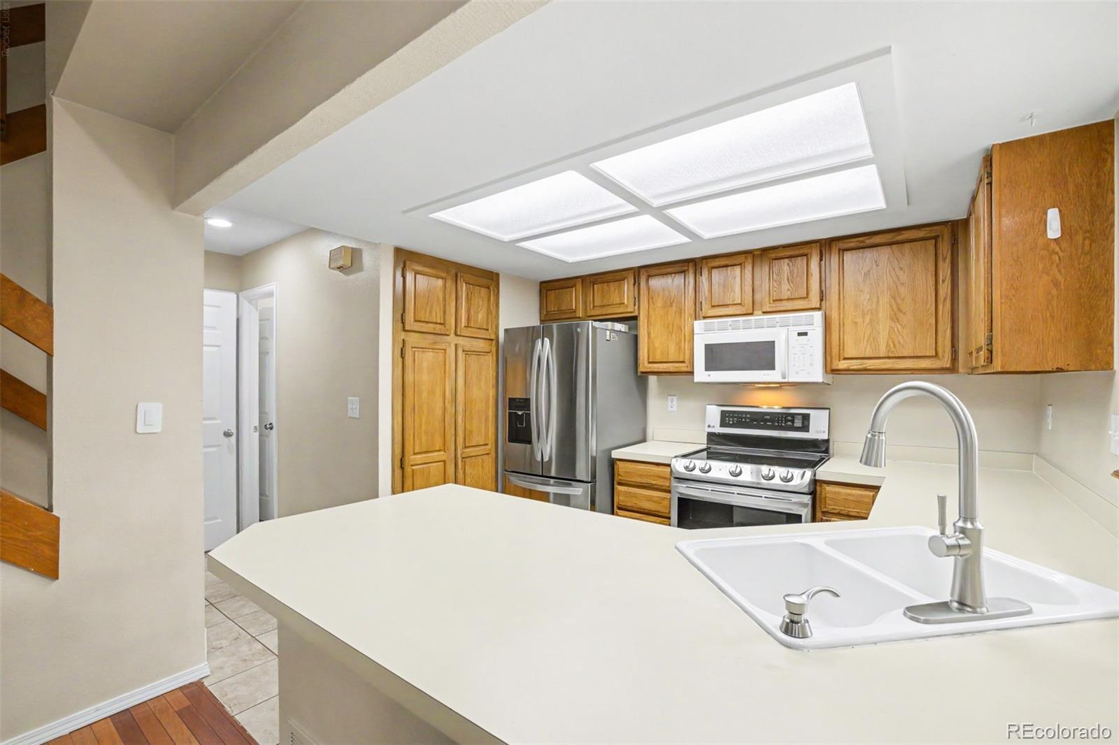 MLS Image #13 for 2685 s dayton way,denver, Colorado
